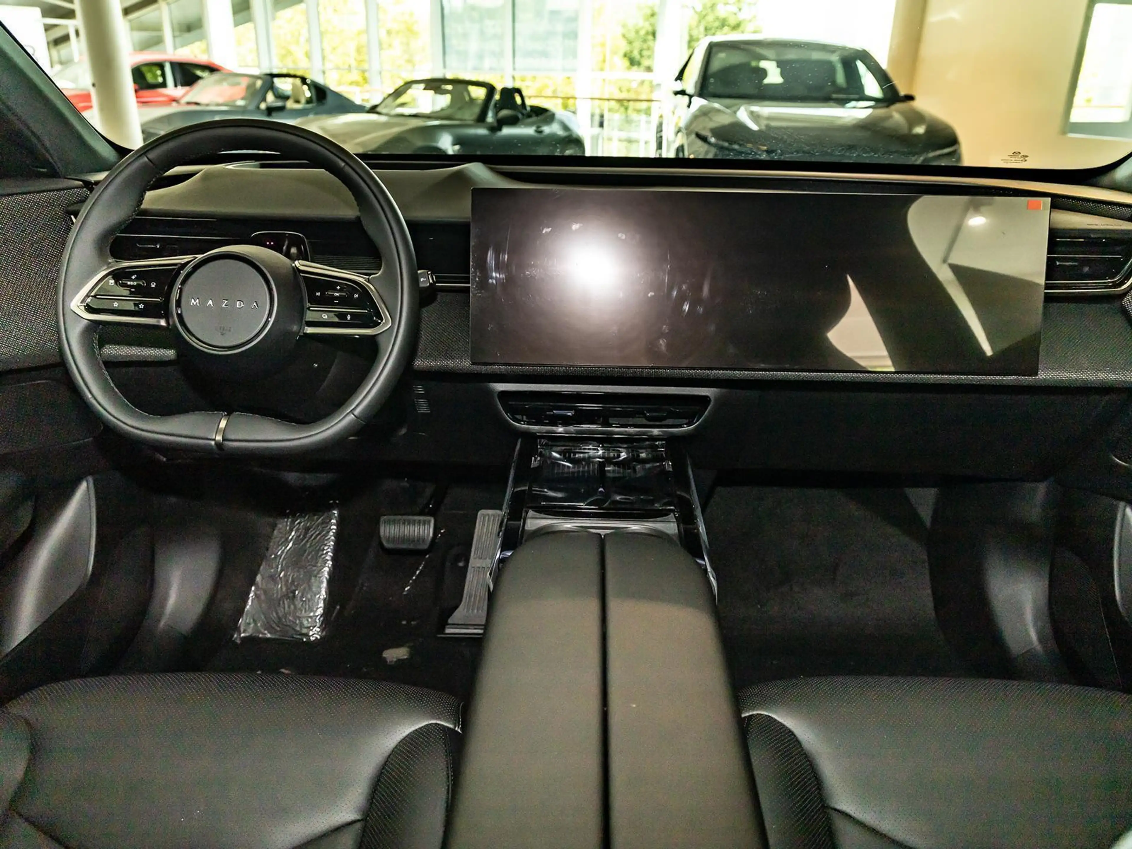 Mazda CX-6e EV Takumi Pano TWA 360° SHZ KHZ BT HUD — photo 11