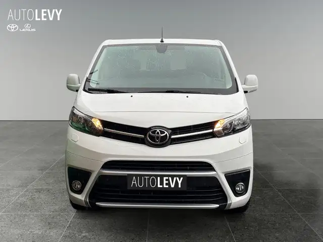 Toyota Proace view 9