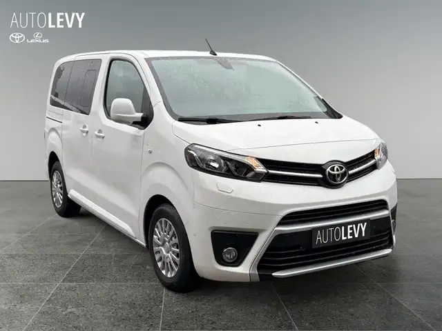 Toyota Proace view 8