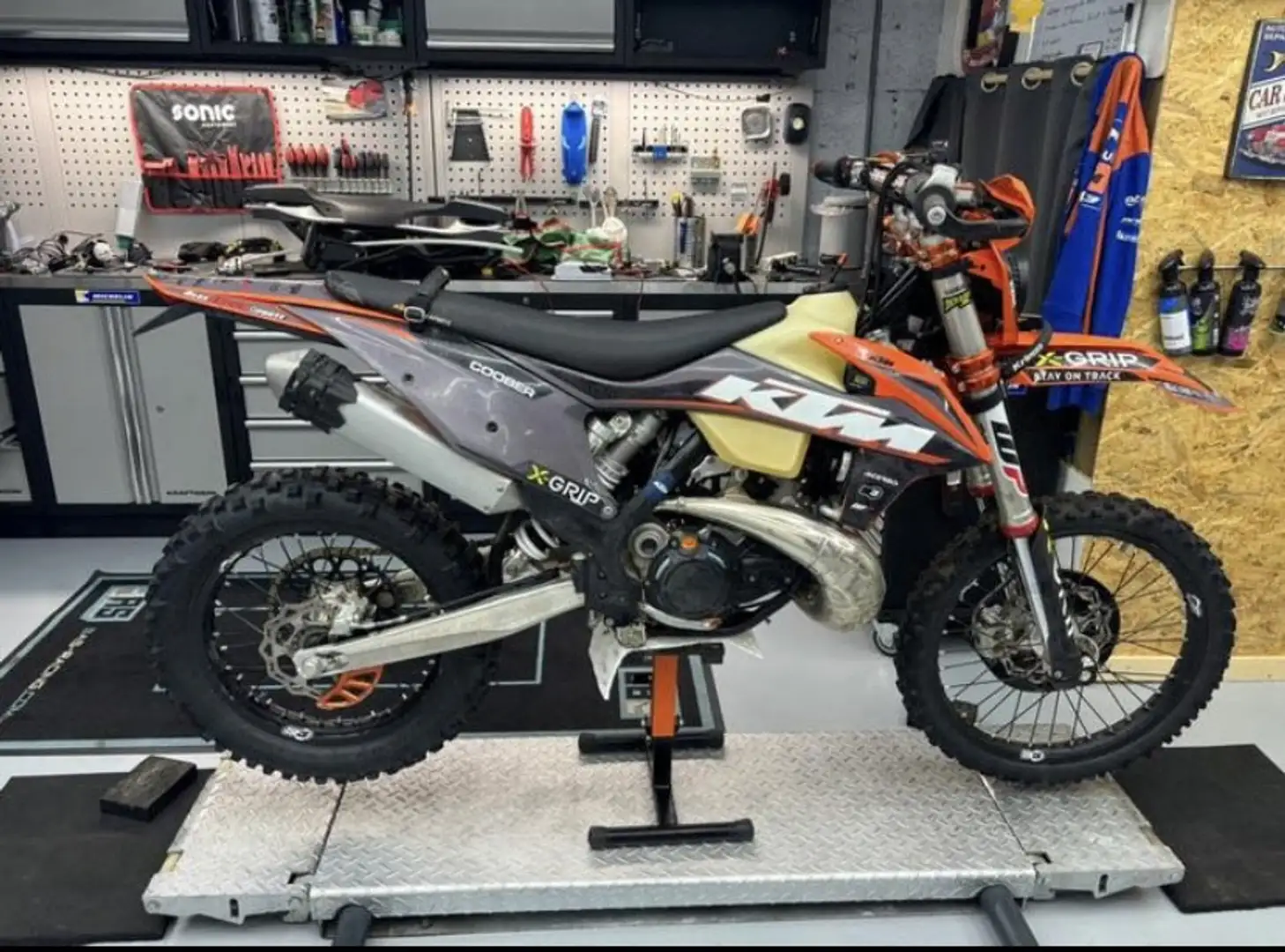 KTM 250 EXC KTM 250 EXC TPi - 2