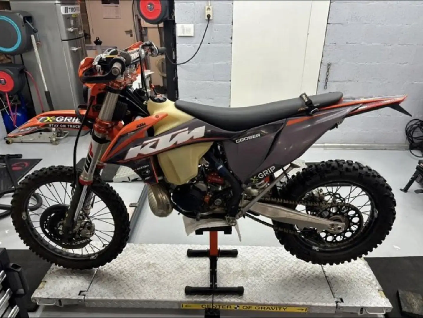 KTM 250 EXC KTM 250 EXC TPi - 1