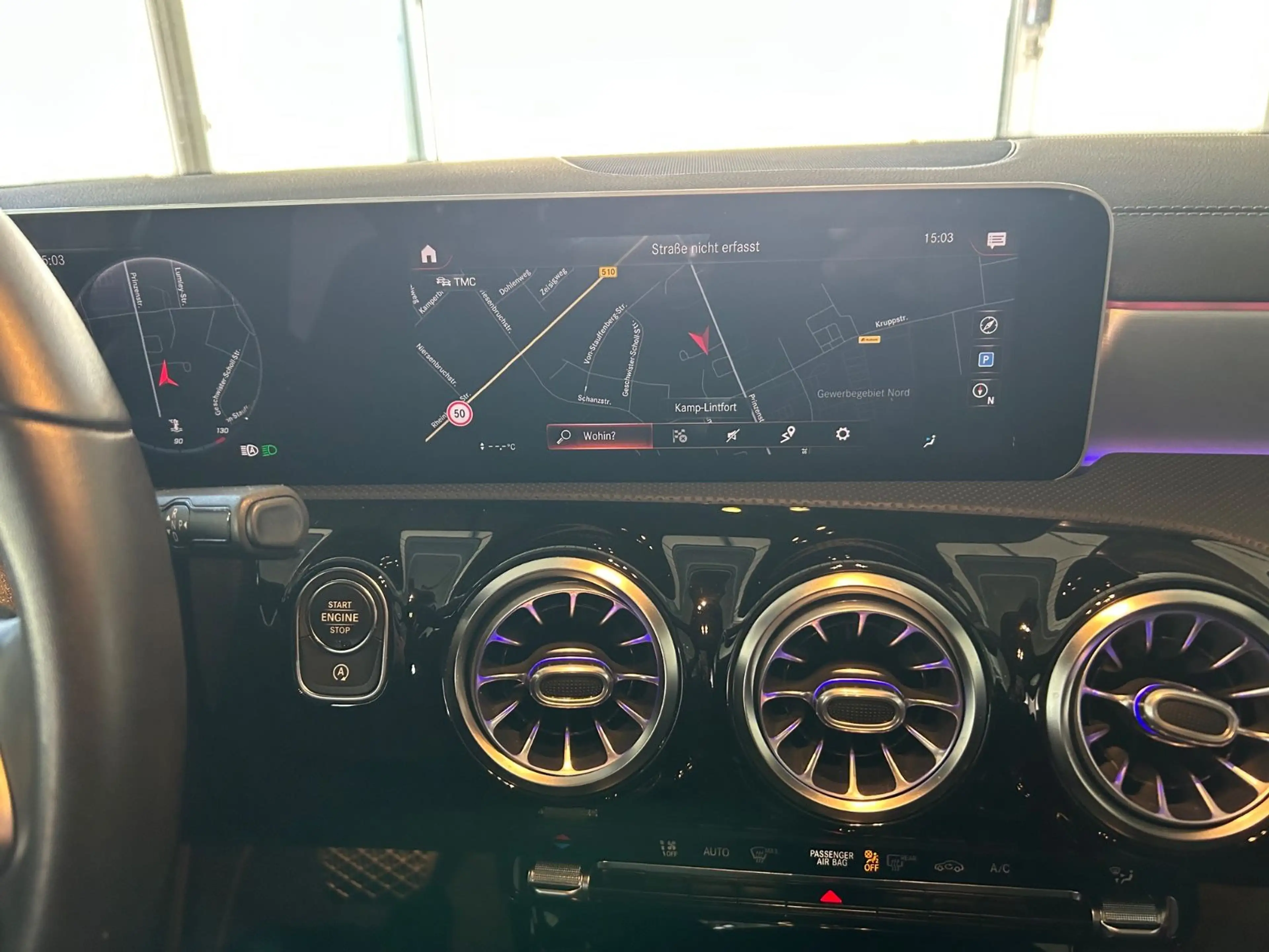 Mercedes-Benz CLA 200 CLA200 Shootig Automatik Navi Leder LED 43000km — photo 10