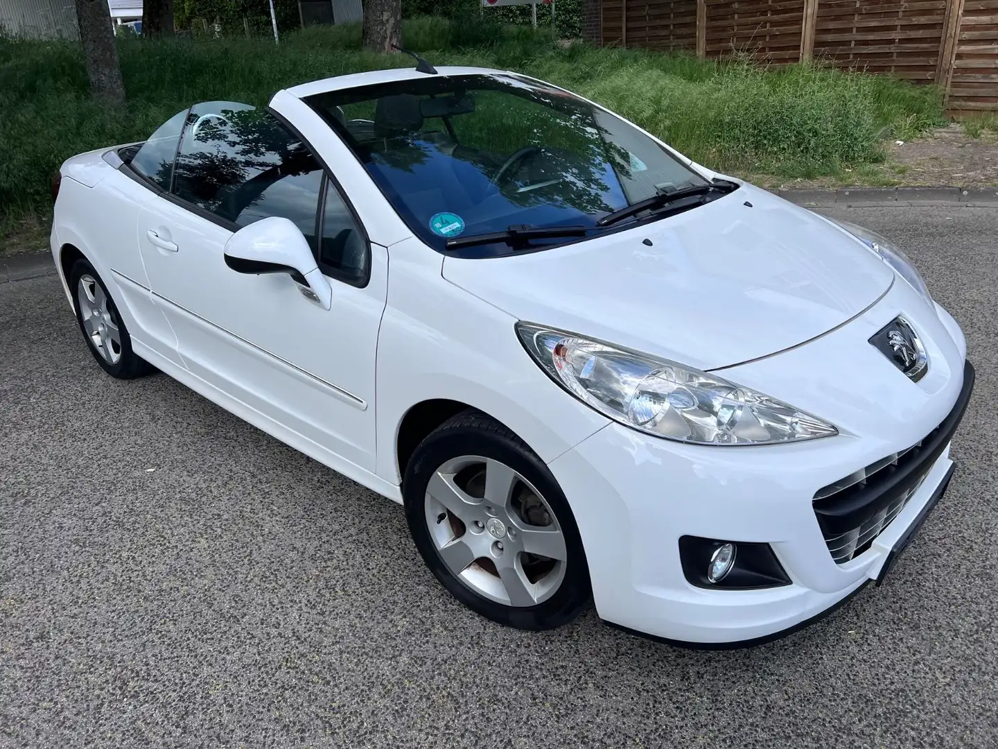 Peugeot 207 CC Cabrio-Coupe Active,01633352535 White - 1