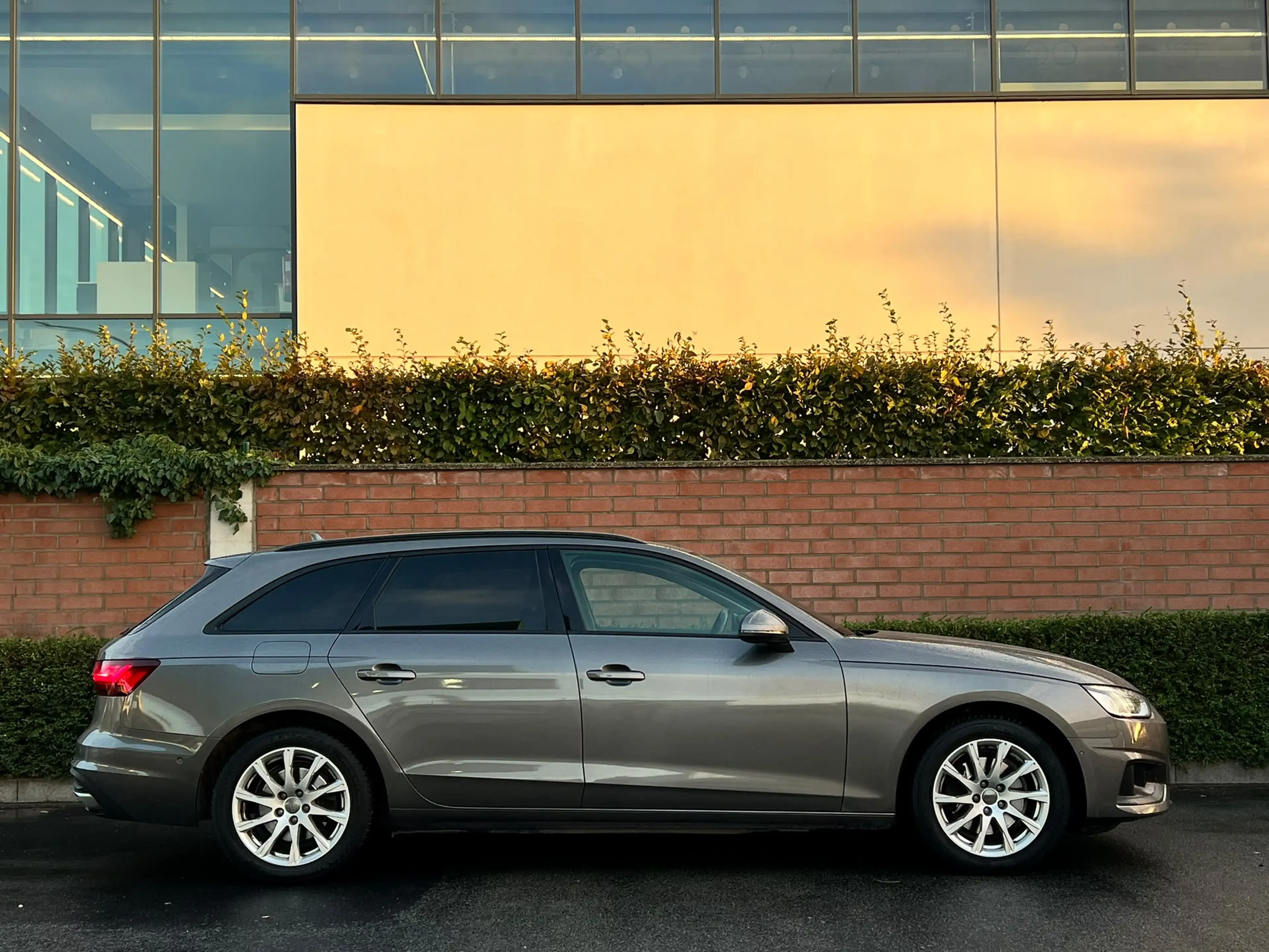 Audi A4 A4 Avant 2.0 TDi S tronic — photo 7