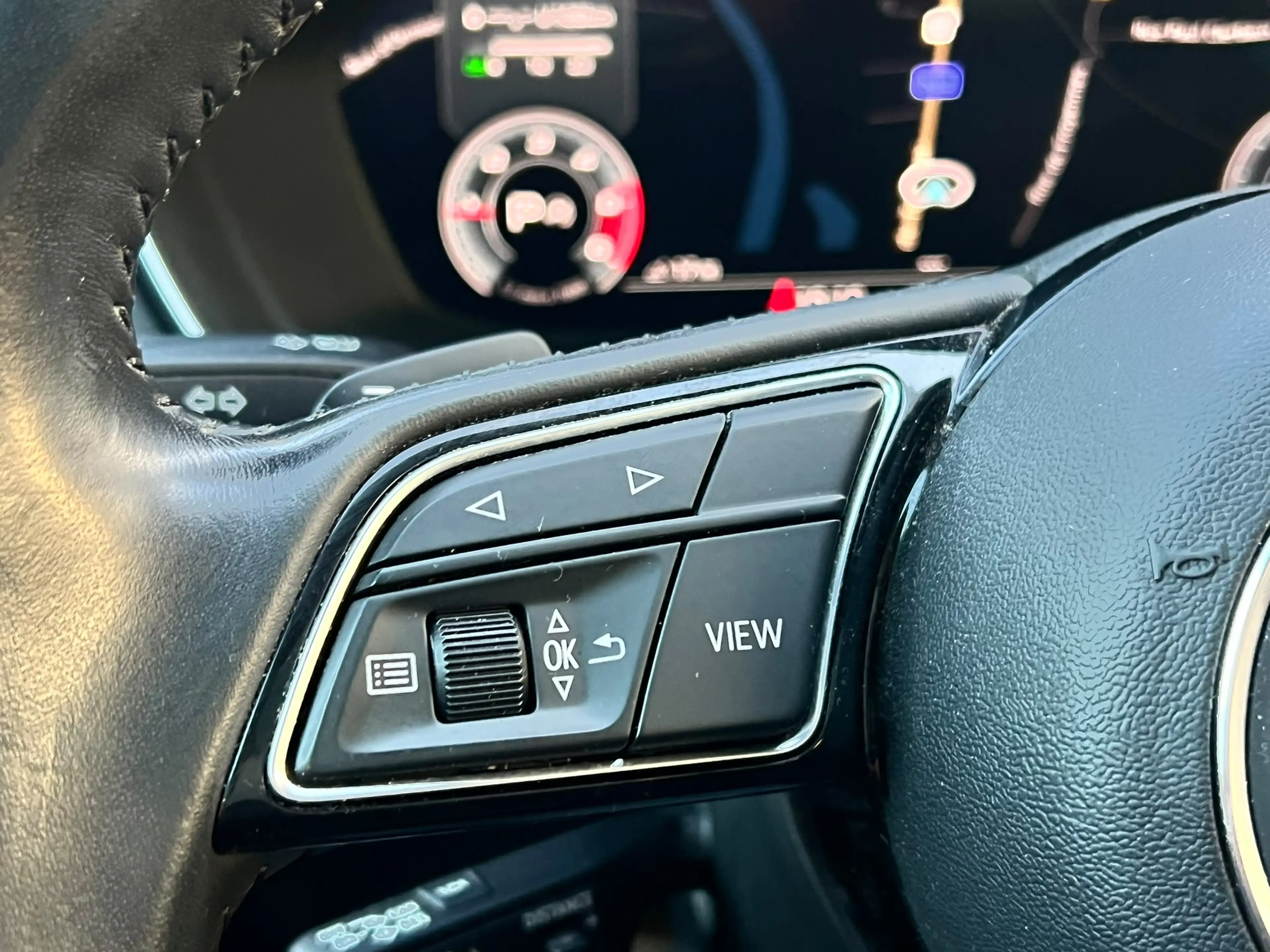 Audi A4 A4 Avant 2.0 TDi S tronic — photo 12