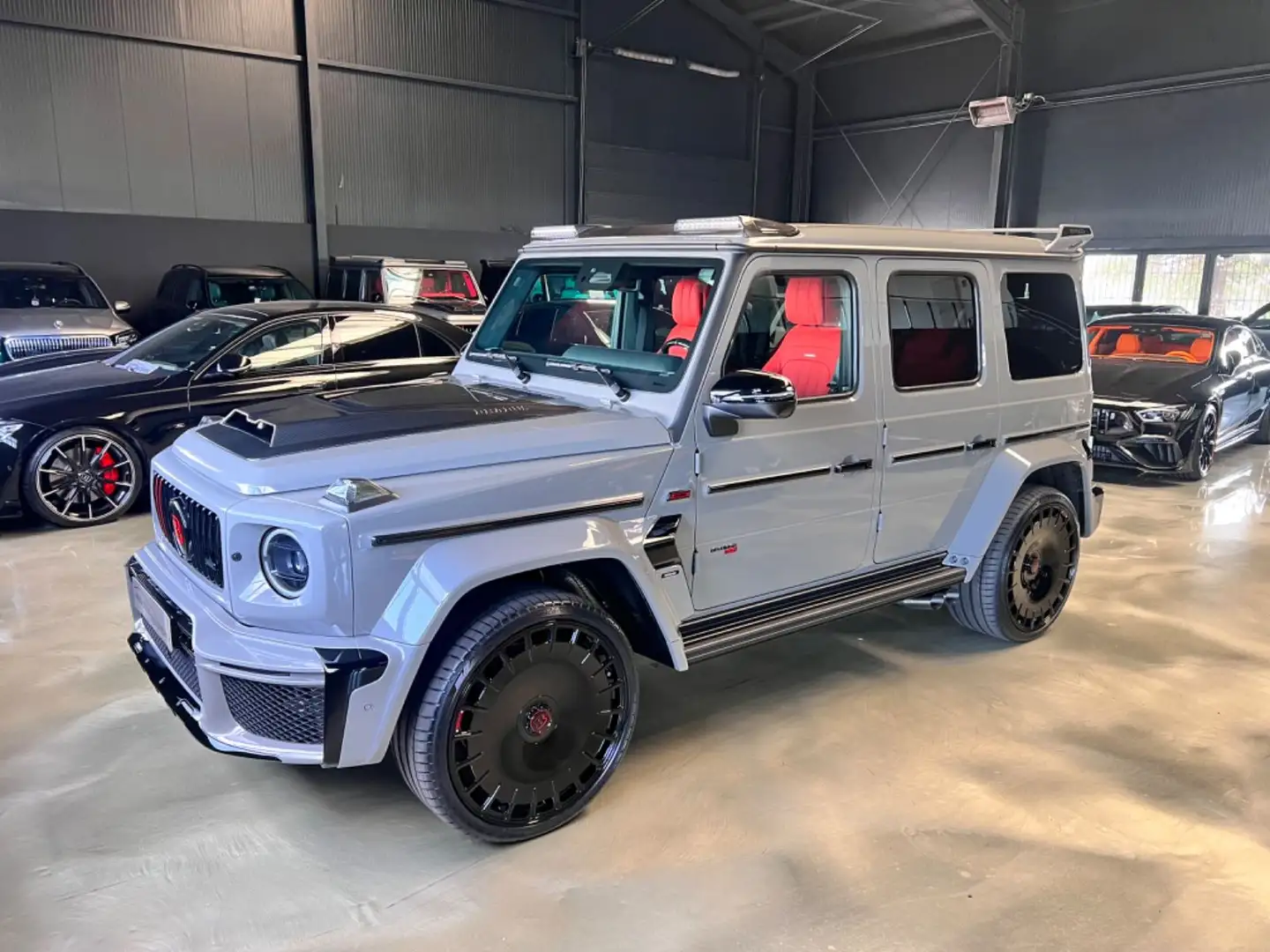 Mercedes-Benz G 63 AMG 2025 W465 BRABUS 800/RED LEATHER Серый - 1