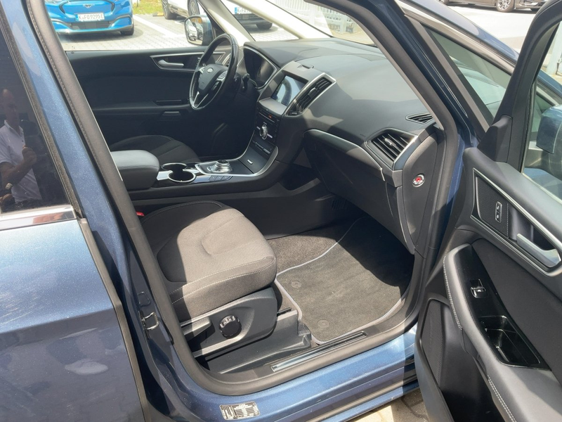 Ford S-Max 2.0 EcoBlue Titanium ACC+AHK+LED+Navi+SHZ — photo 13