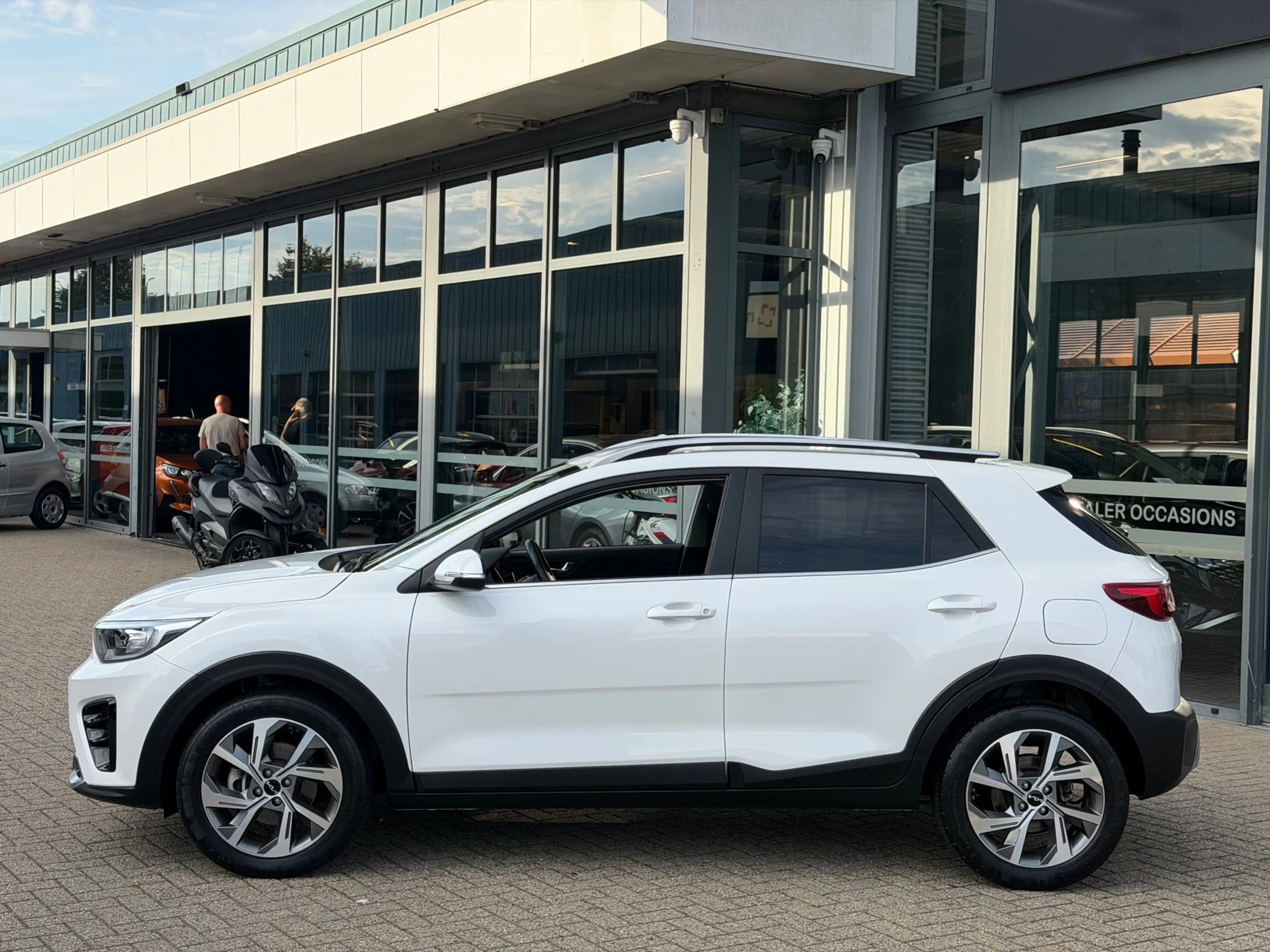 Kia Stonic 1.0 T-GDi MHEV GT-Line Airco Navi Camera Cruise — photo 4