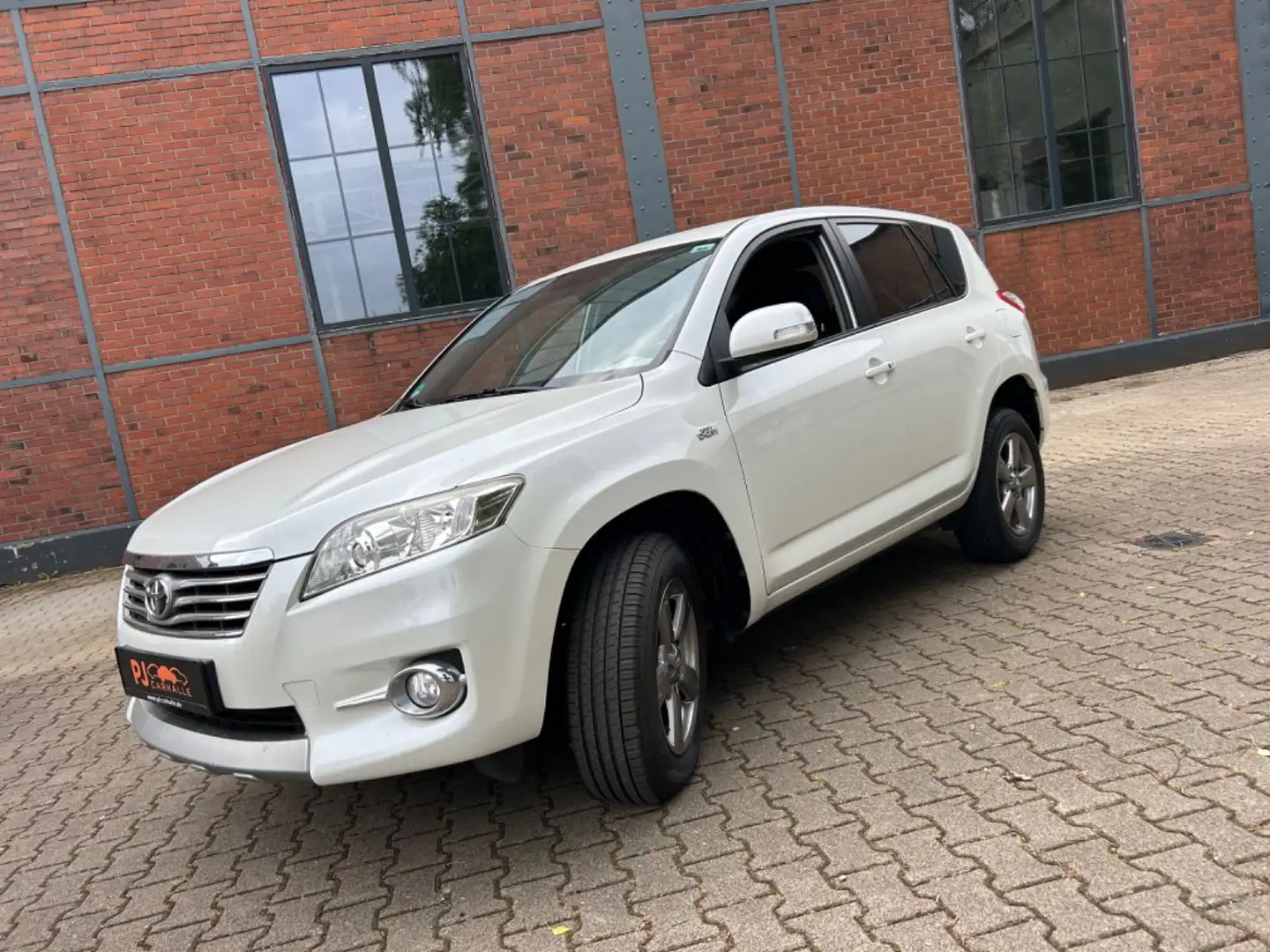 Toyota RAV 4 RAV4 Travel**Ersthand* Orginal 60555km* Weiß - 1
