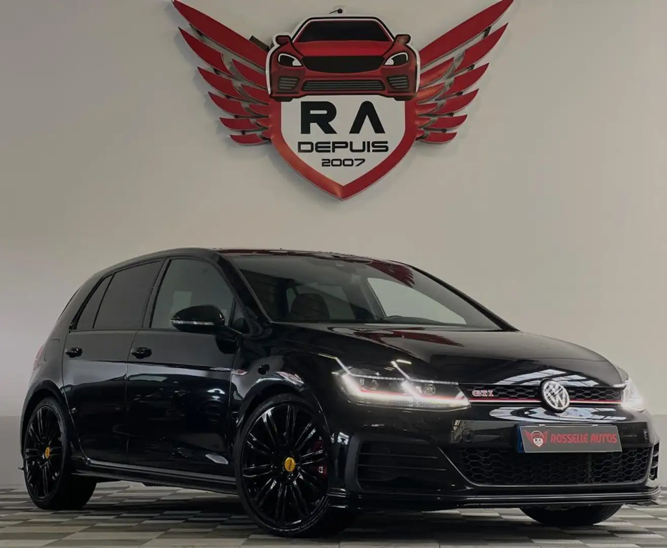 Volkswagen Golf VII TCR GTI 2.0 290CH DSG7 Zwart - 1