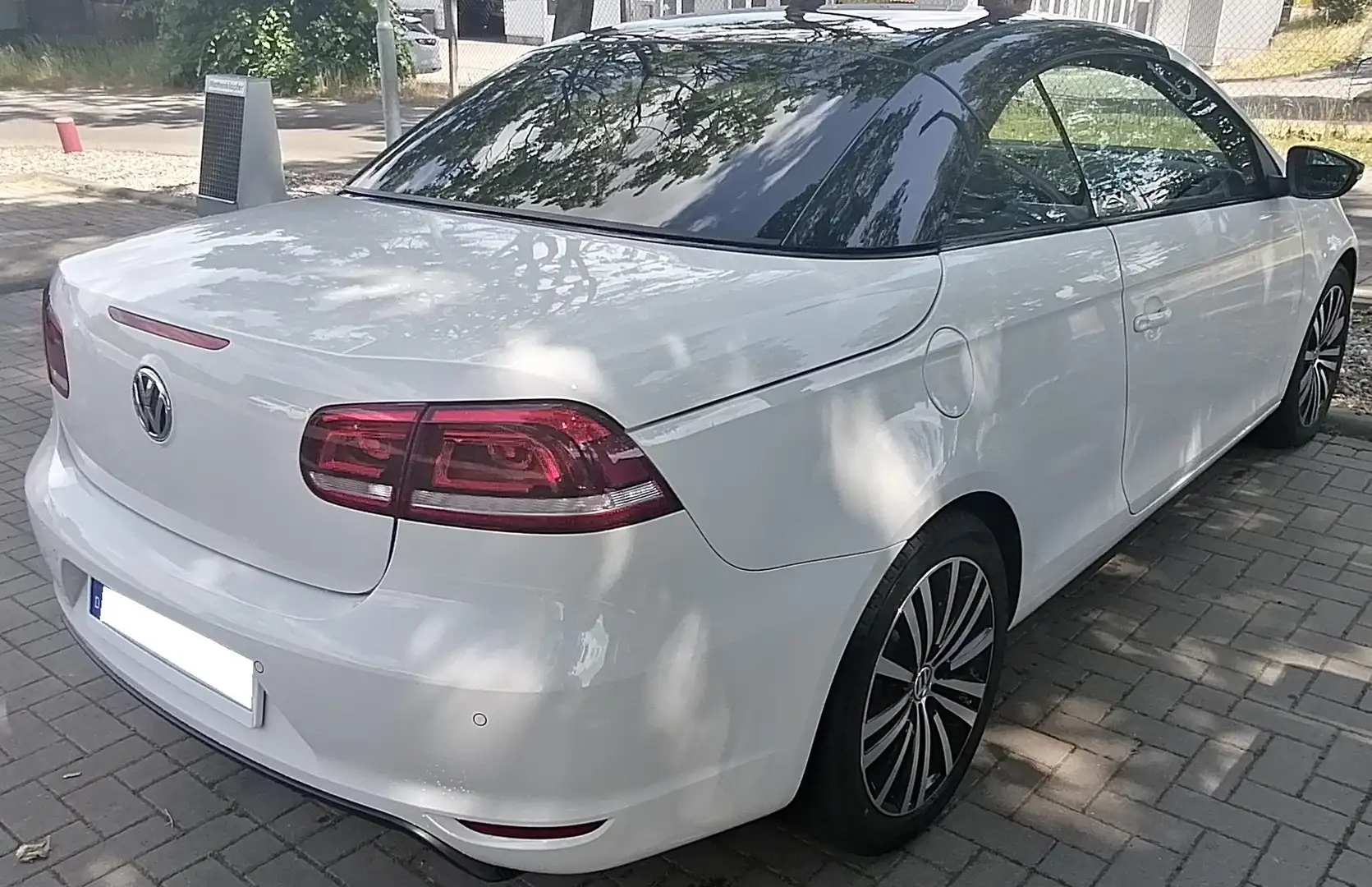 Volkswagen Eos Cabriolet 2.0 TDI DPF DSG Sport & Style Weiß - 1