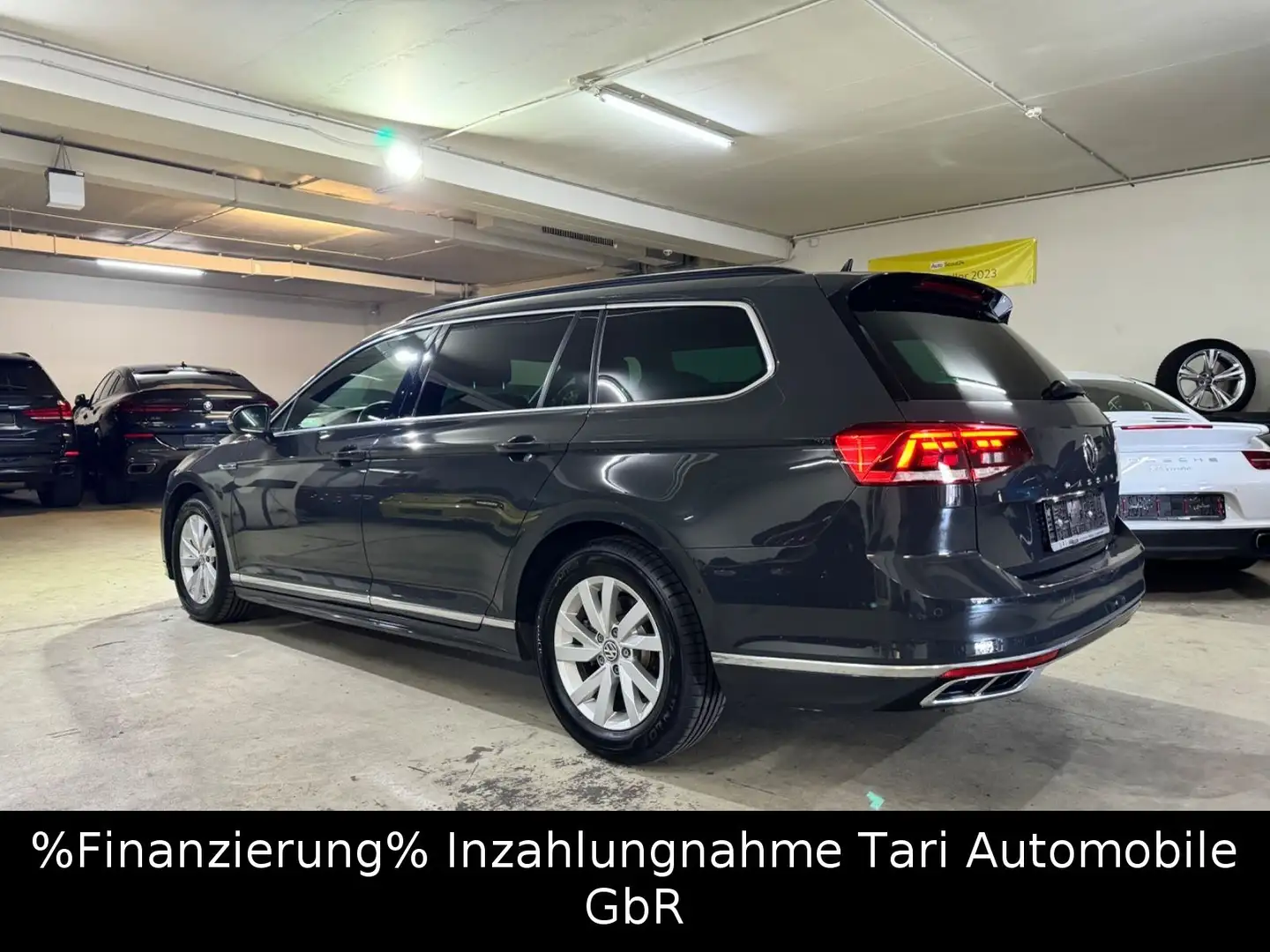 Volkswagen Passat 1.5 TSI Variant Business R-Line Virtual Grau - 1