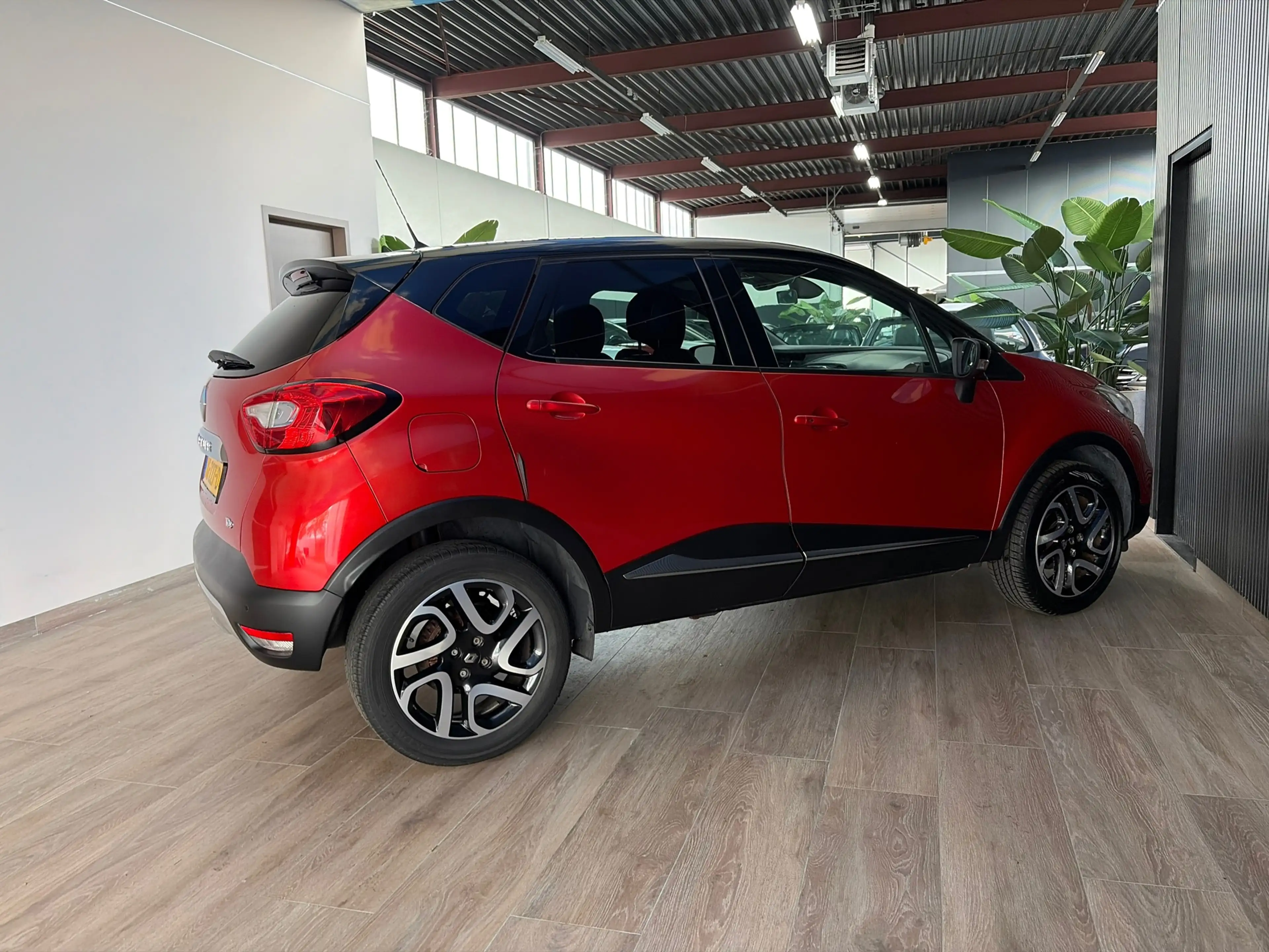 Renault Captur 0.9 TCe Xmod, Leder,camera,Stoelverw,navigatie,key — photo 10