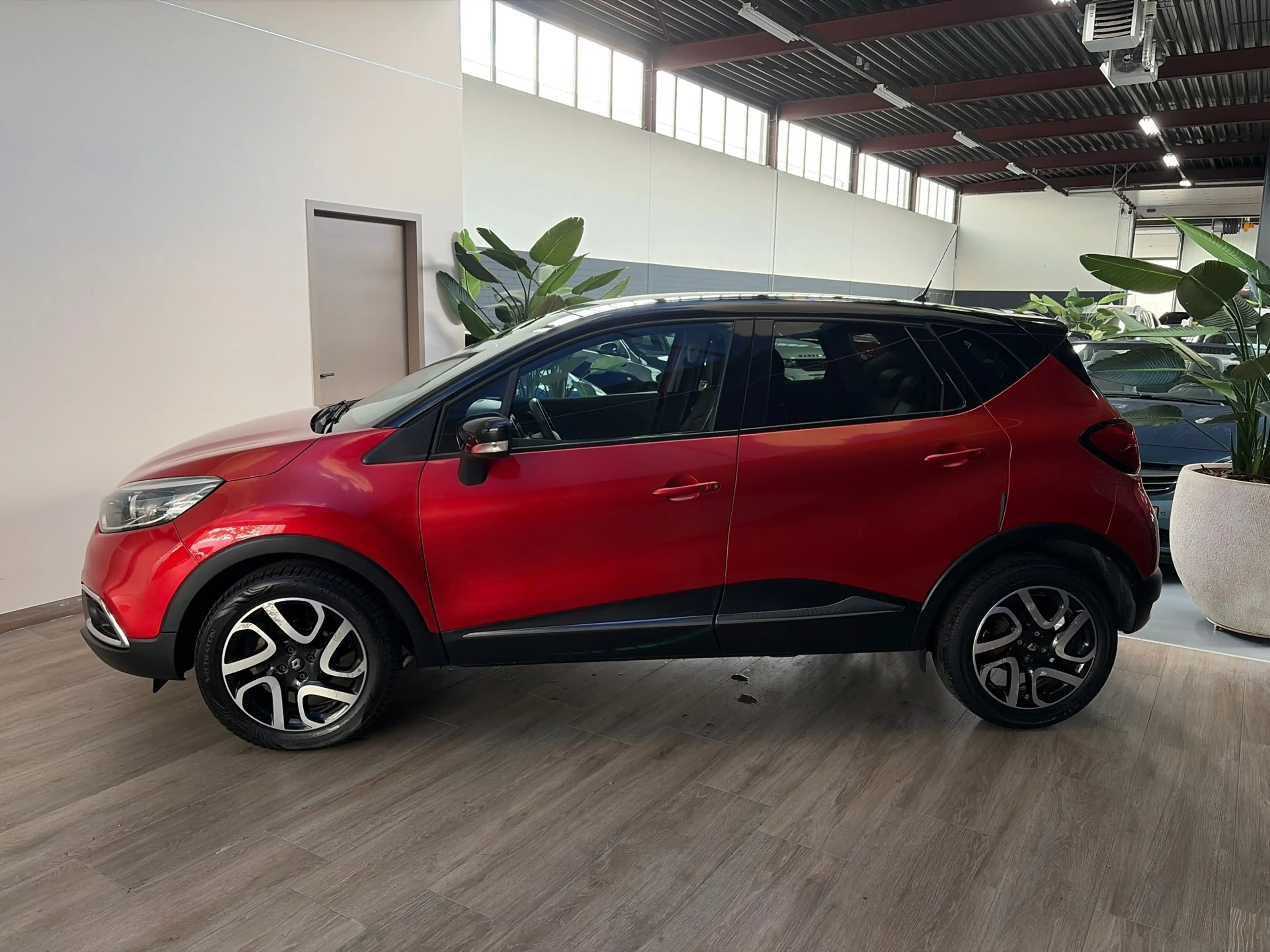 Renault Captur 0.9 TCe Xmod, Leder,camera,Stoelverw,navigatie,key — photo 8