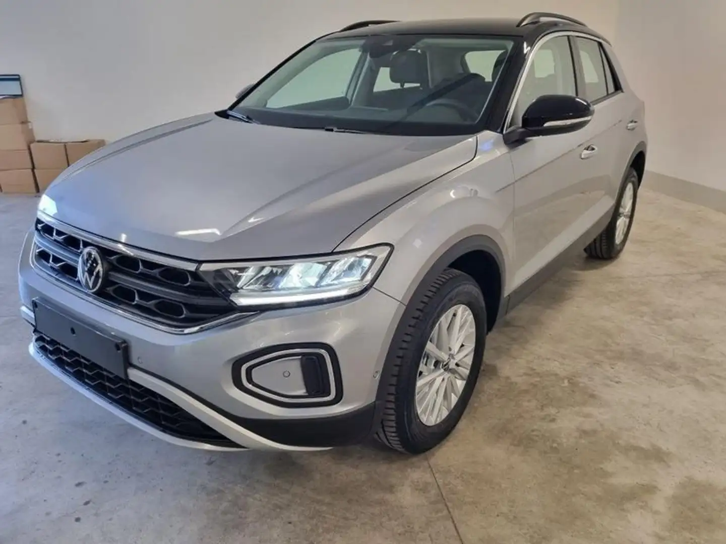 Volkswagen T-Roc 1.5 TSI ACT DSG Life Grigio - 2