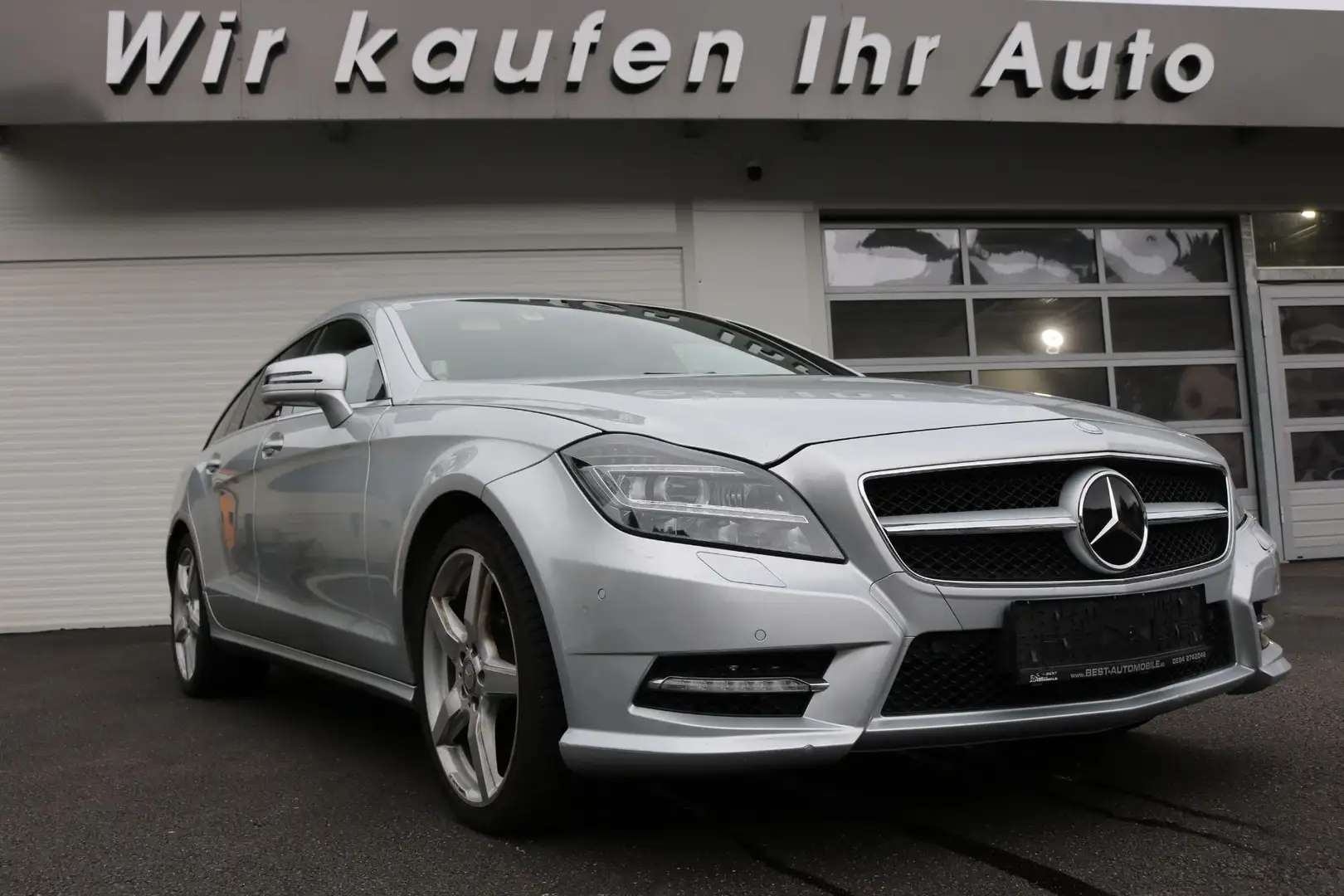 Mercedes-Benz CLS 350 CDI Shooting Brake BlueEfficiency 4MATIC Aut. DPF Silber - 2