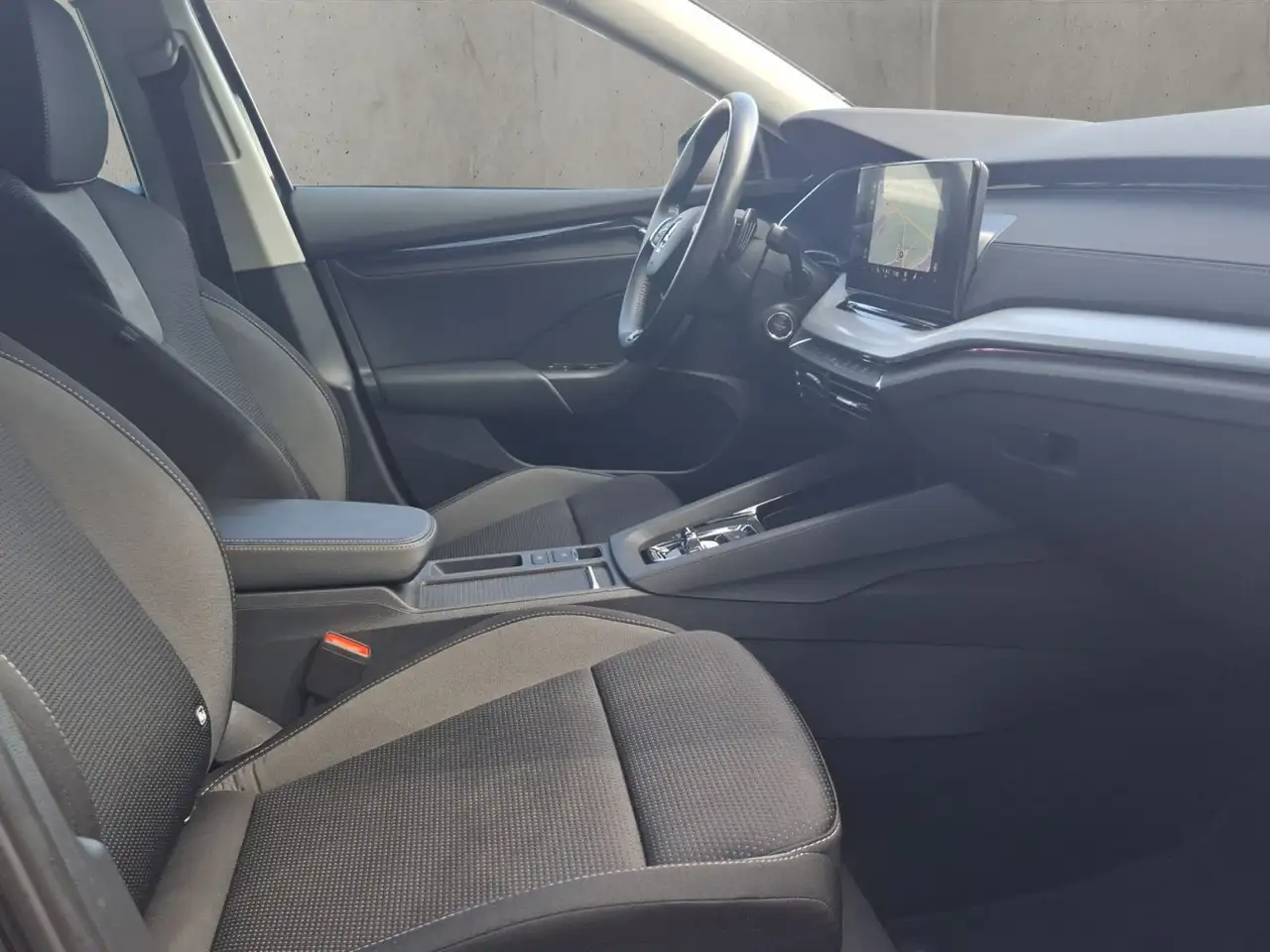 Skoda Octavia Combi Ambition 1.5 e-TEC 110 kW, миниатюра 17