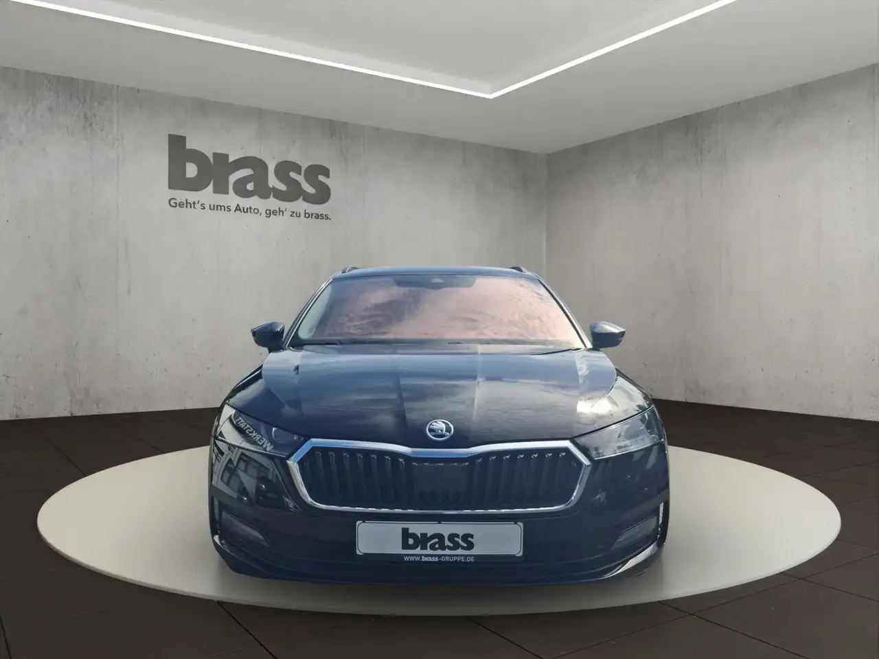 Skoda Octavia Combi Ambition 1.5 e-TEC 110 kW, миниатюра 8