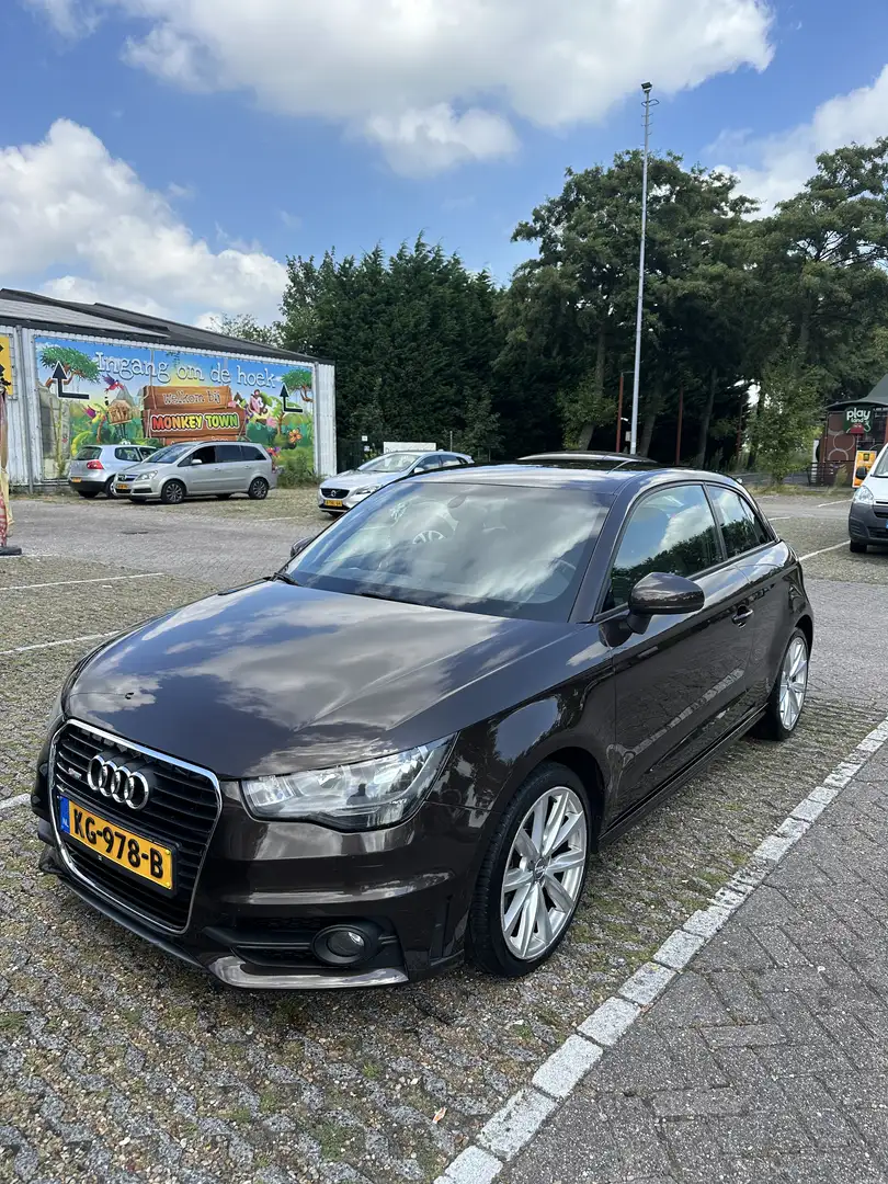 Audi A1 1.4 TFSI Pro Line S Bruin - 1