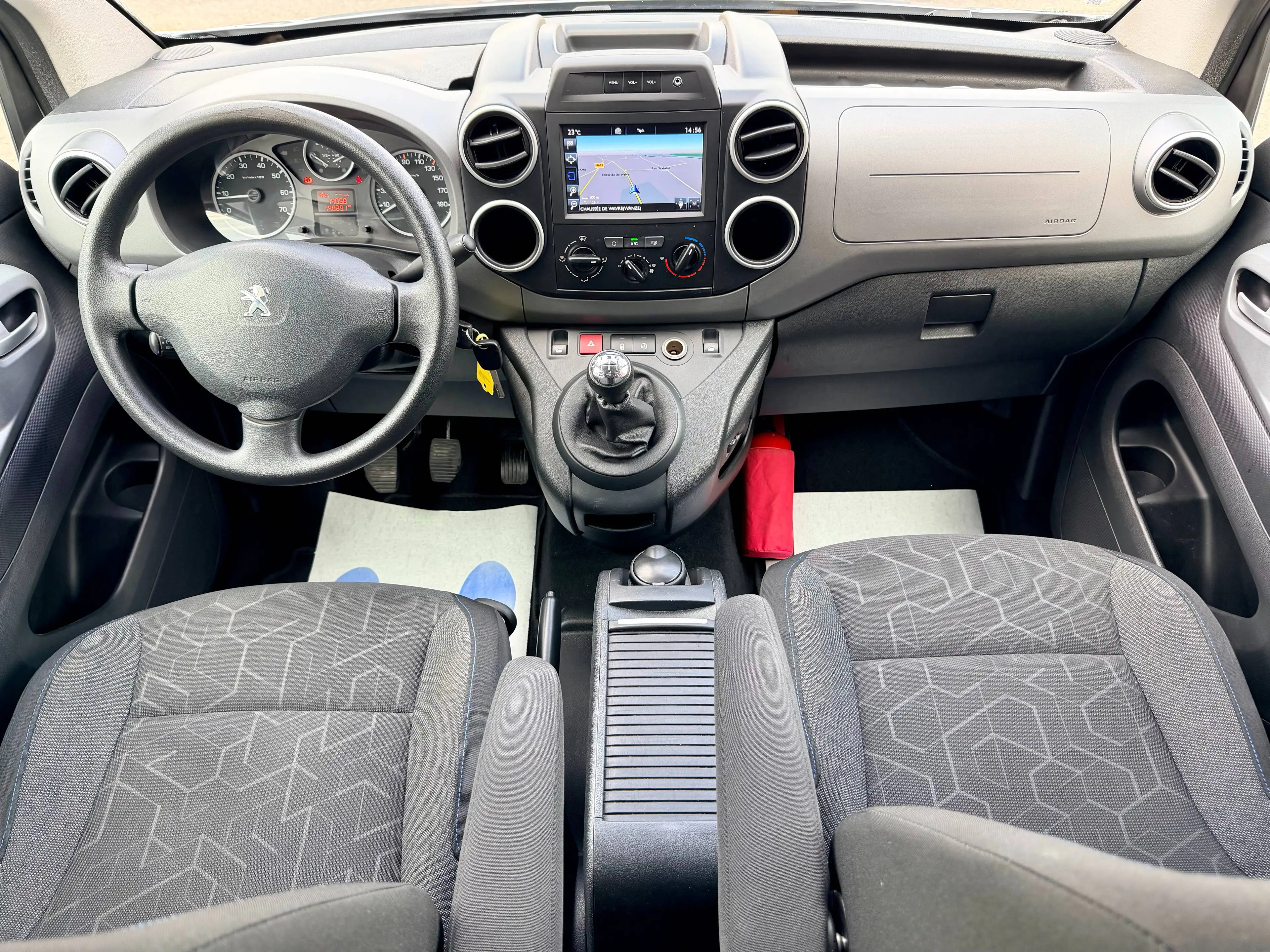 Peugeot Partner Tepee 1.6 BlueHDi Style*1er PROP*NAVI*AIRCO*LED*GARANTIE* — photo 11