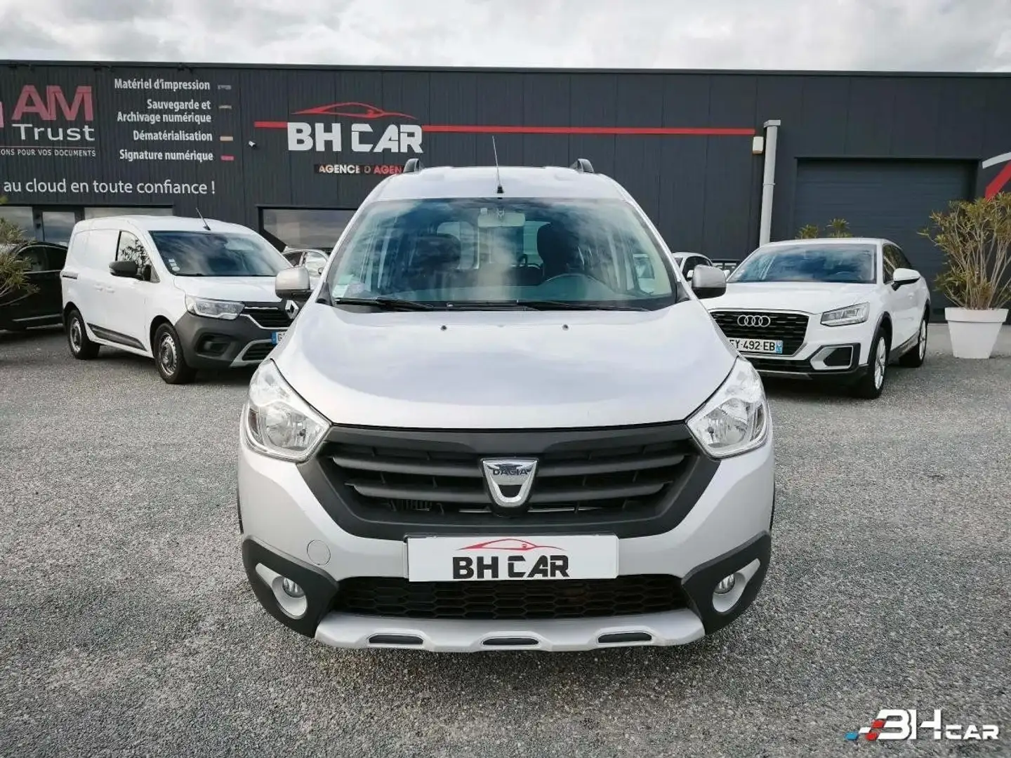 Dacia Dokker COMBI STEPWAY 1.2 TCE 115 Gris - 2