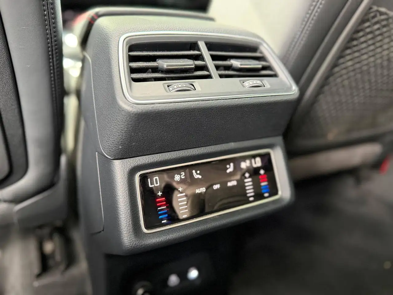 Audi Q8 Sportback e-Tron 55 Quattro Competition, миниатюра 20