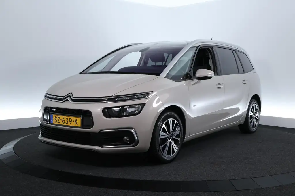 Citroen Grand C4 SpaceTourer 2018 из Европы — купить под ключ