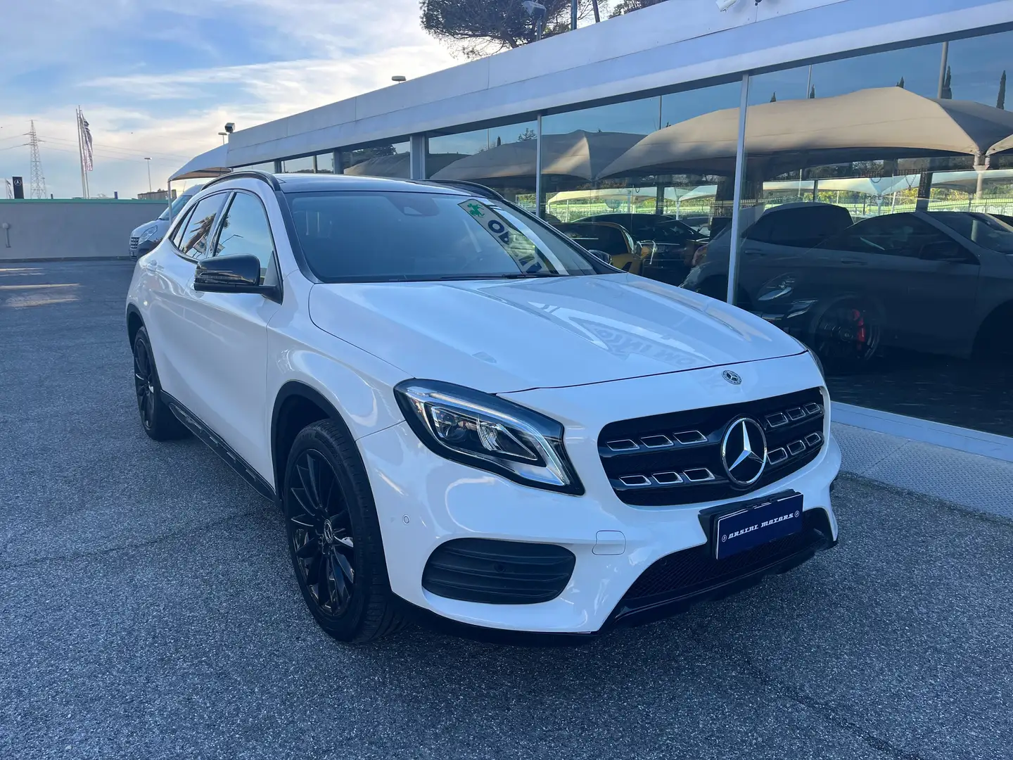Mercedes-Benz GLA 200 GLA 200 d Night Edition auto Blanco - 1