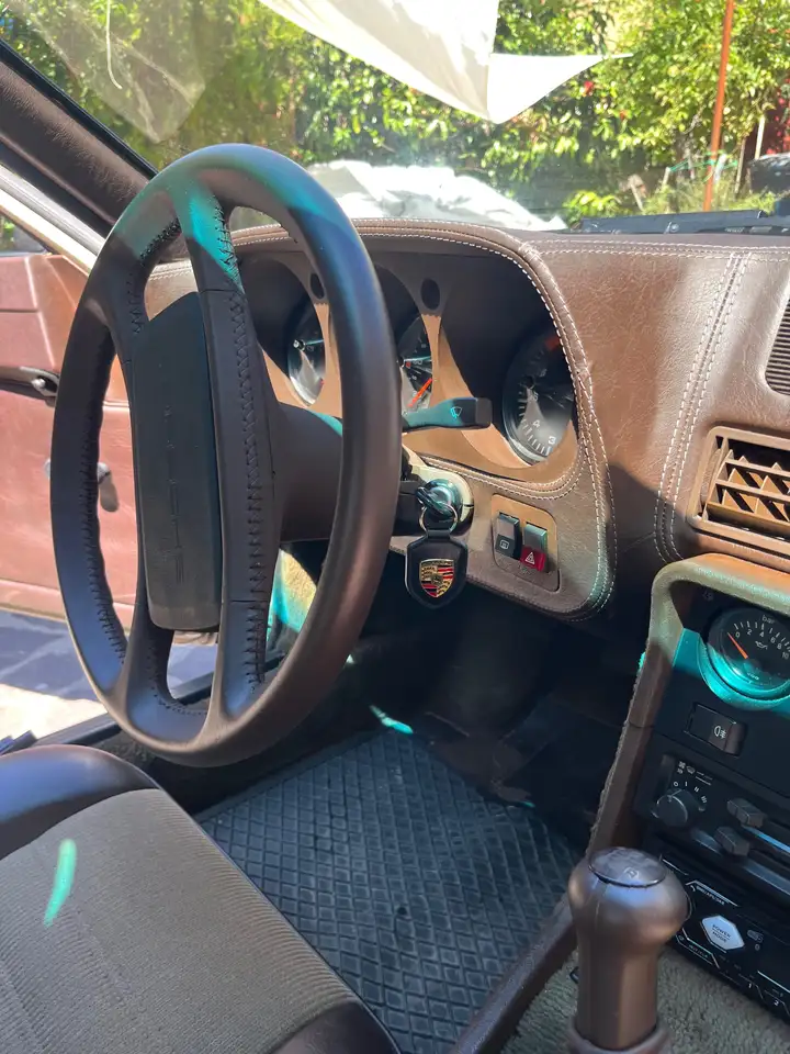 Porsche 924 2.0, foto 5