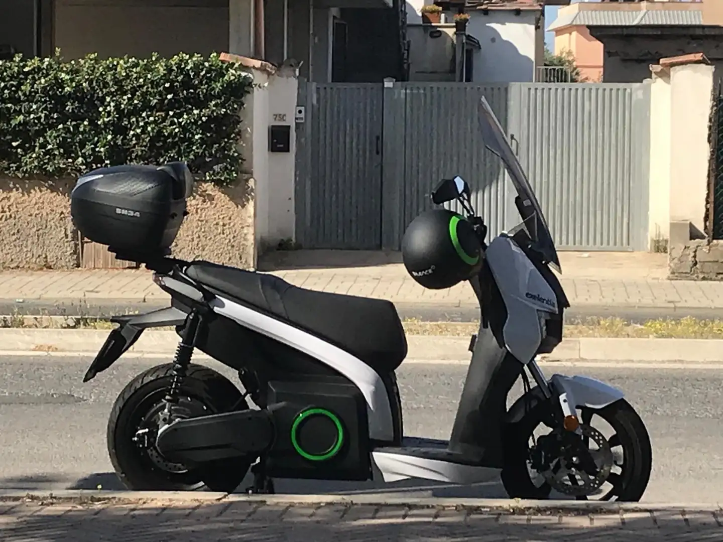 Silence S01 Fehér - 2