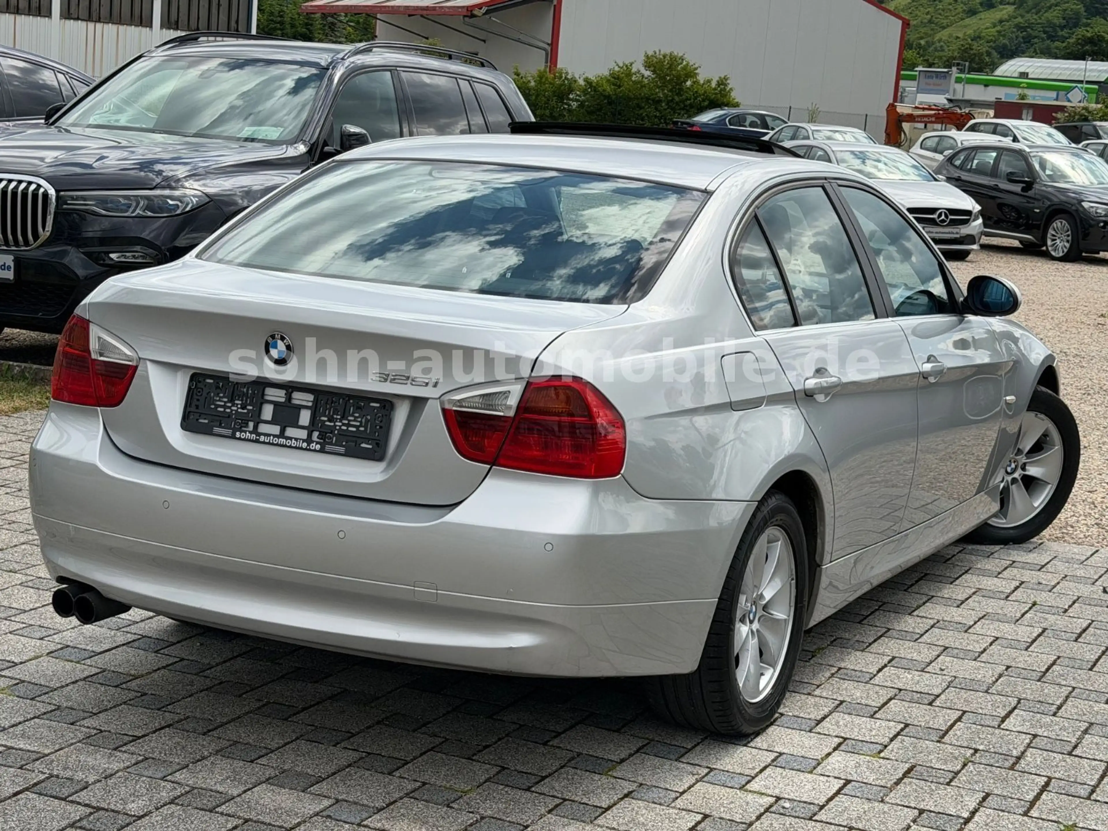 BMW 325 i Limo. Automatik/2.Hand/Scheckheft/Xenon/GSD — photo 13
