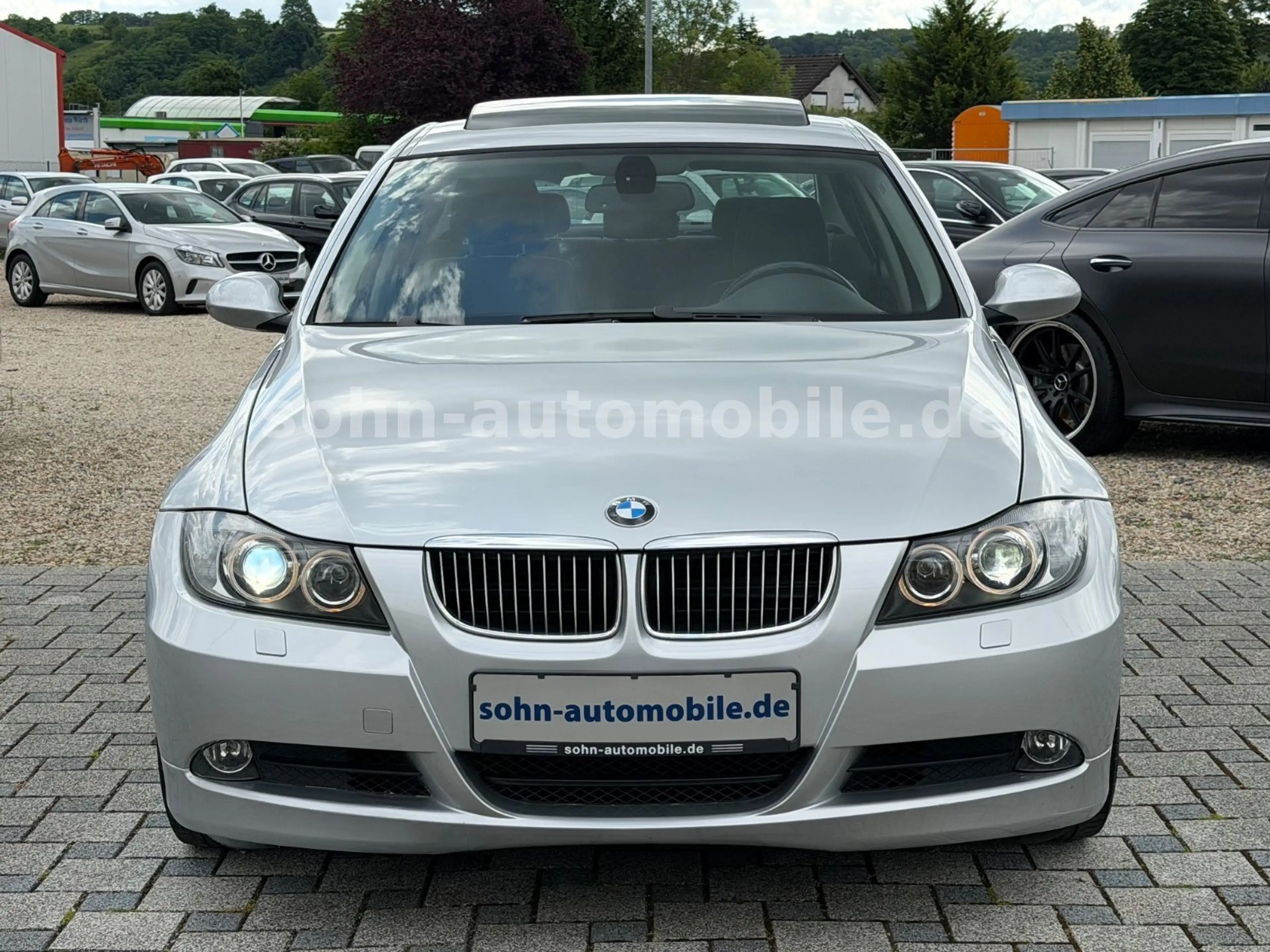 BMW 325 i Limo. Automatik/2.Hand/Scheckheft/Xenon/GSD — photo 11