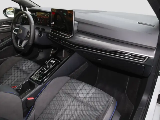 Volkswagen Golf view 9