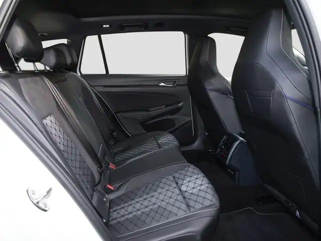 Volkswagen Golf view 11