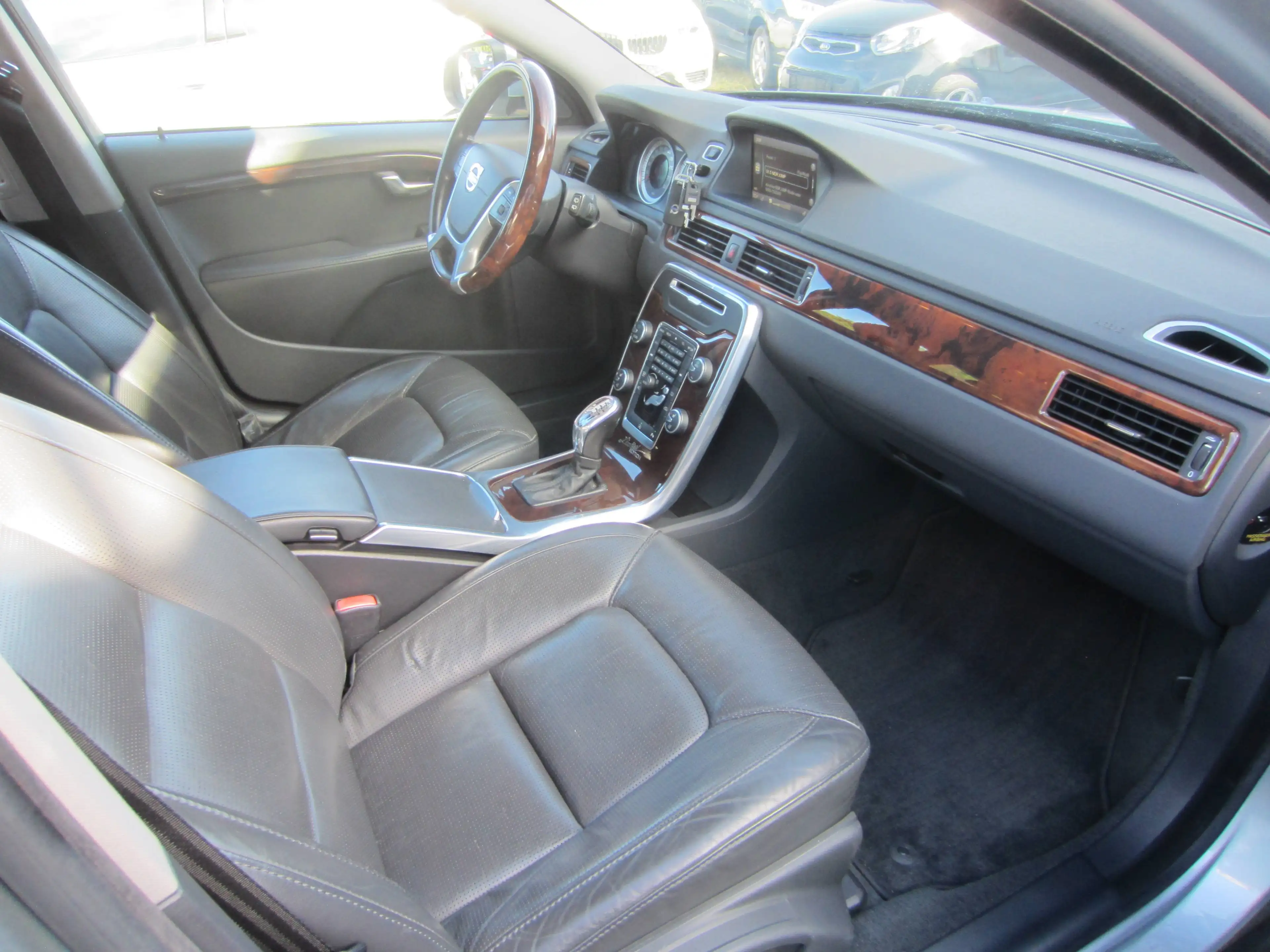 Volvo V70 Edition PRO Automatik — photo 10