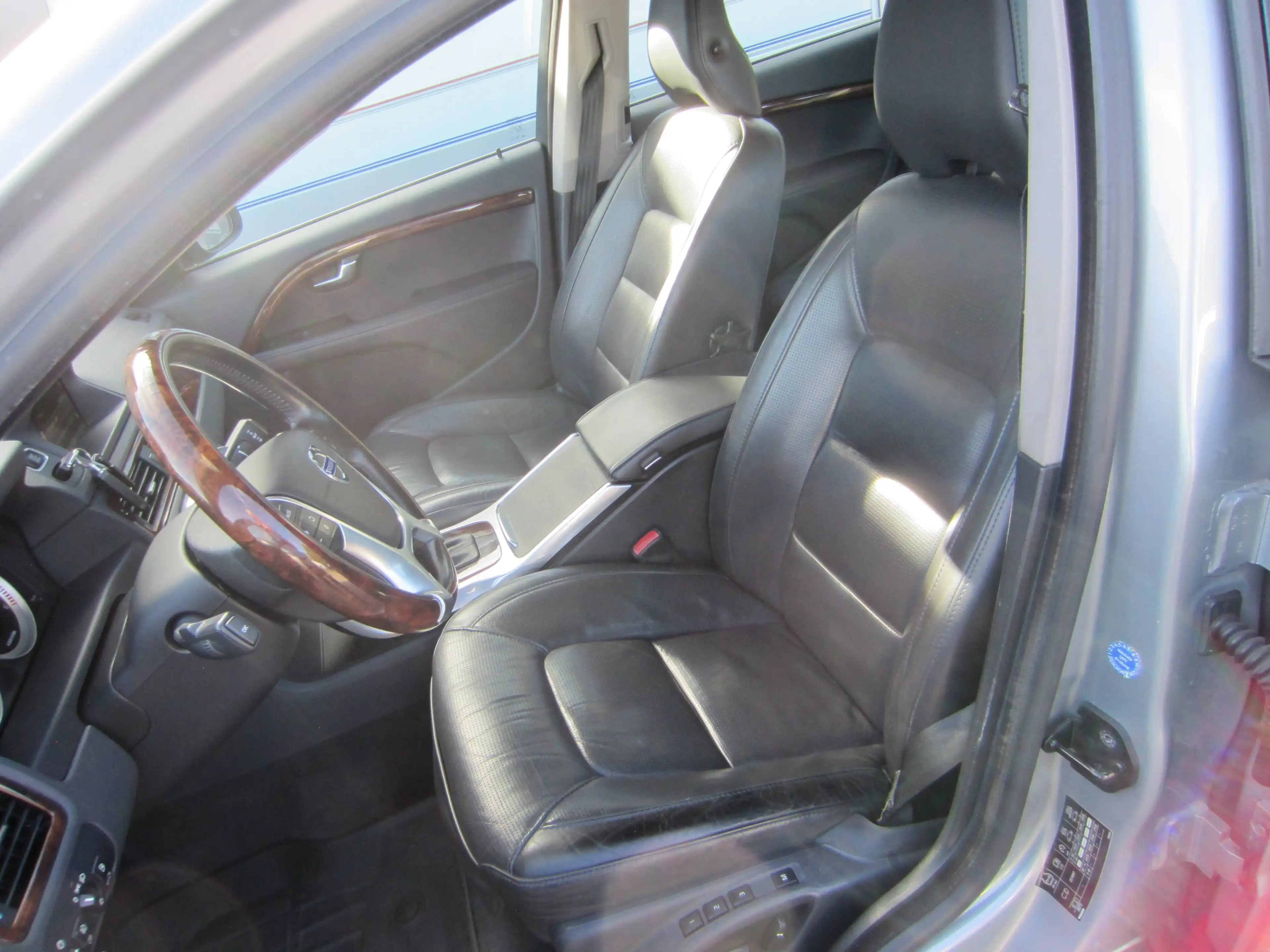 Volvo V70 Edition PRO Automatik — photo 11