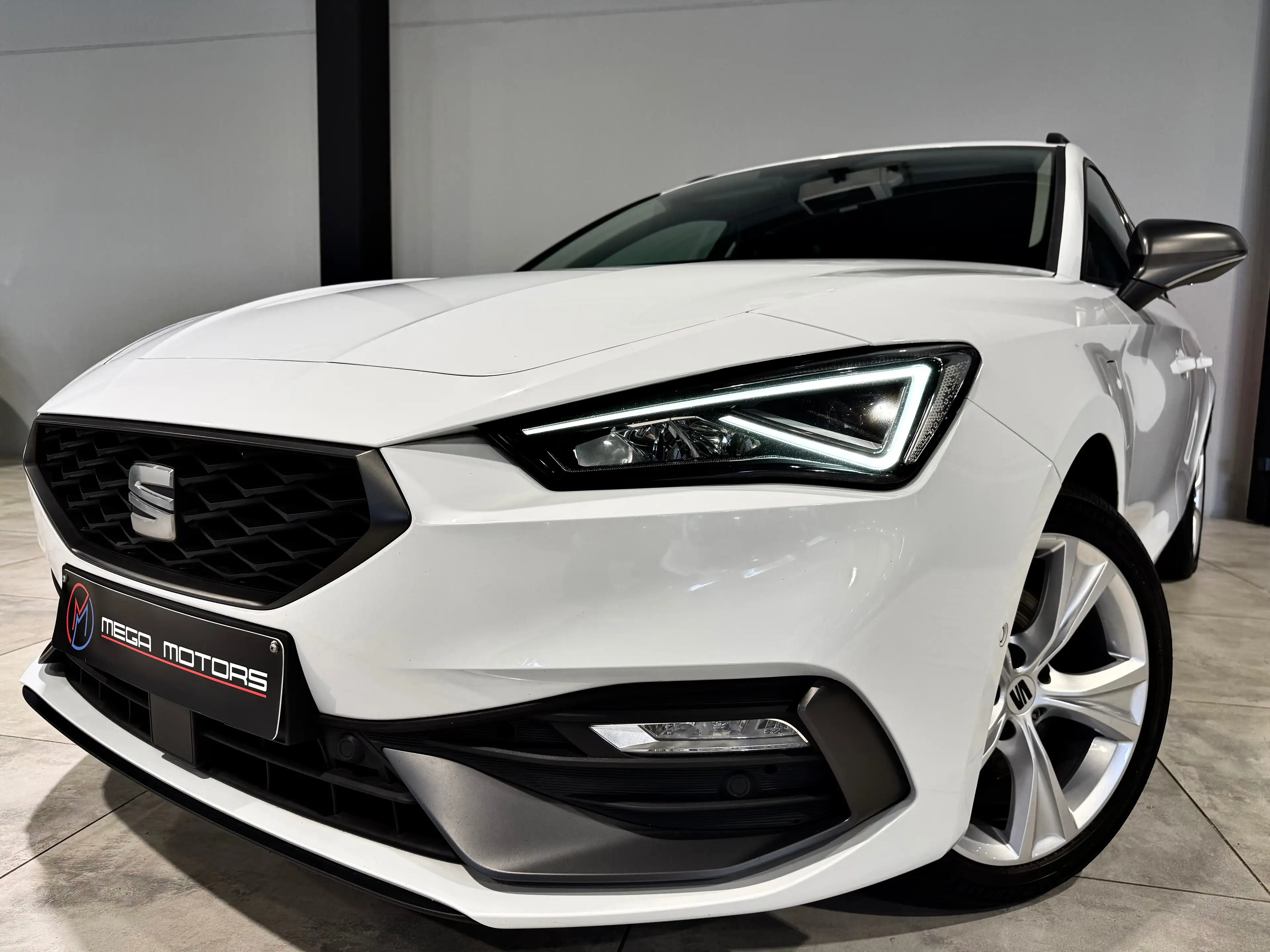 SEAT Leon e-Hybrid FR 1.4 204CV BAUTO+F1 COCKPiT CARPLAY CAMERA NAVi CUiR JA17" ++ — photo 3