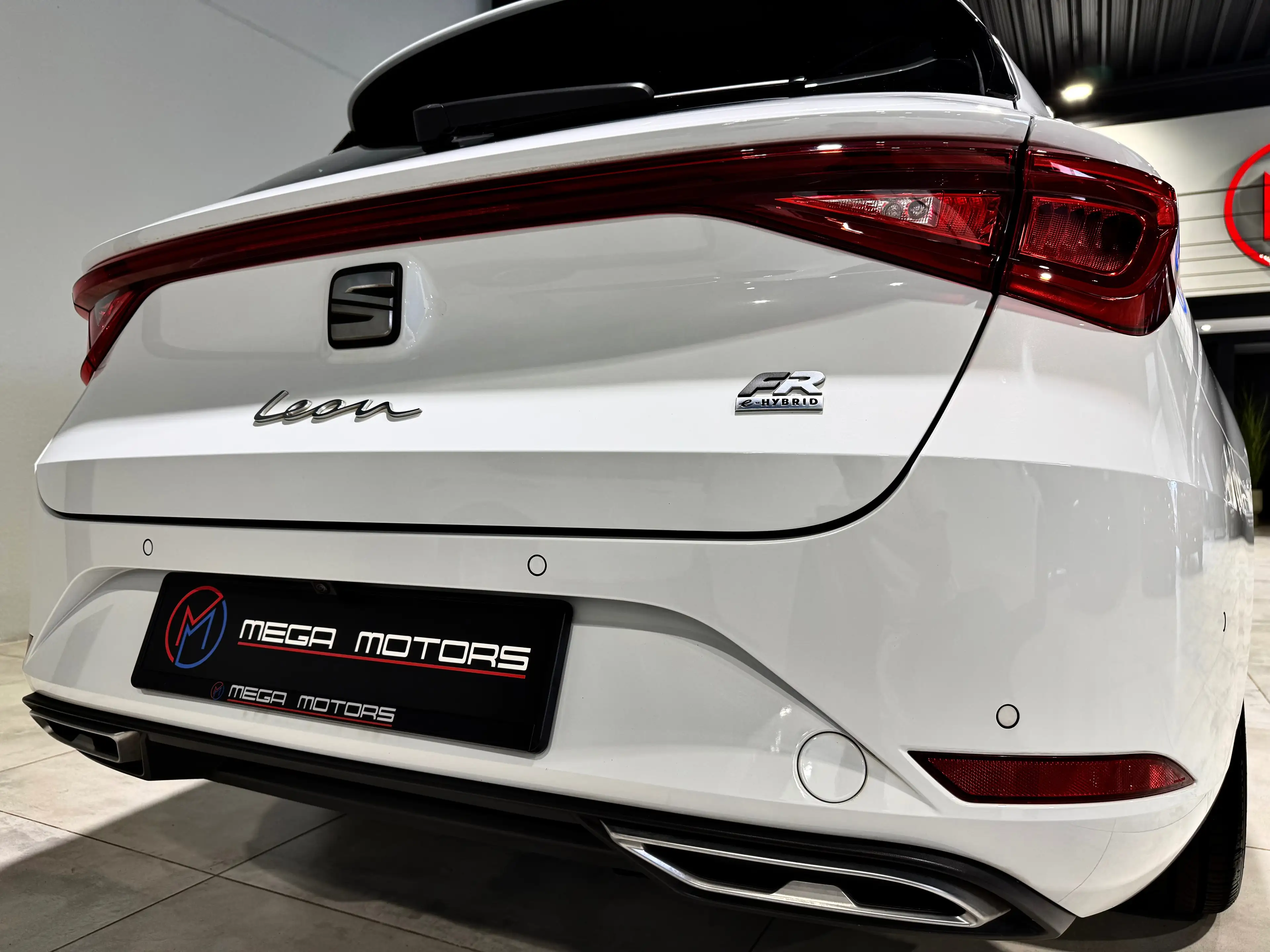 SEAT Leon e-Hybrid FR 1.4 204CV BAUTO+F1 COCKPiT CARPLAY CAMERA NAVi CUiR JA17" ++ — photo 8