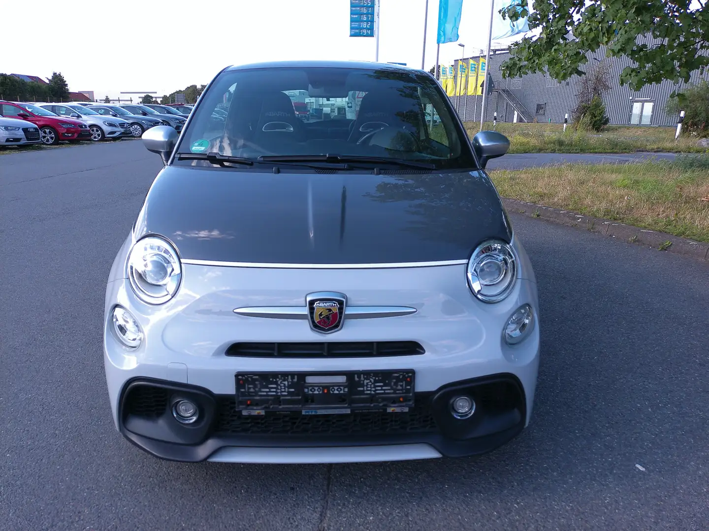 Abarth 500 595 Turismo BiColor*LEDER*NAVI*XENON* Grau - 2