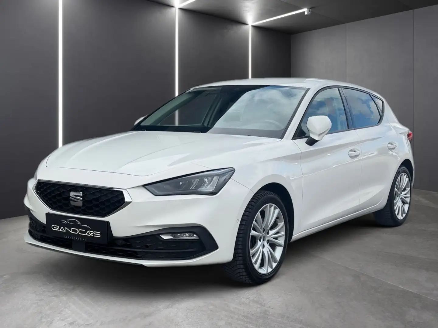 SEAT Leon 1,0 TSI Style Weiß - 1