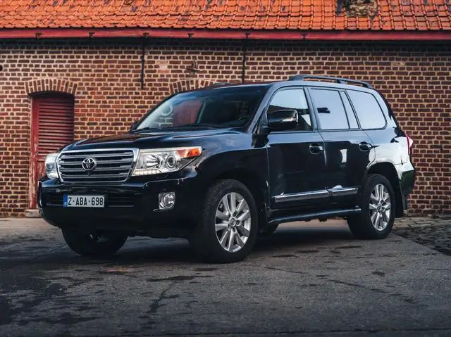 Toyota Land Cruiser Land Cruiser 200 V8 D-4D Automatik Executive