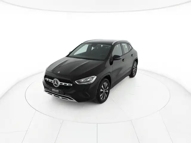 Mercedes-Benz GLA 180 180 d executive auto