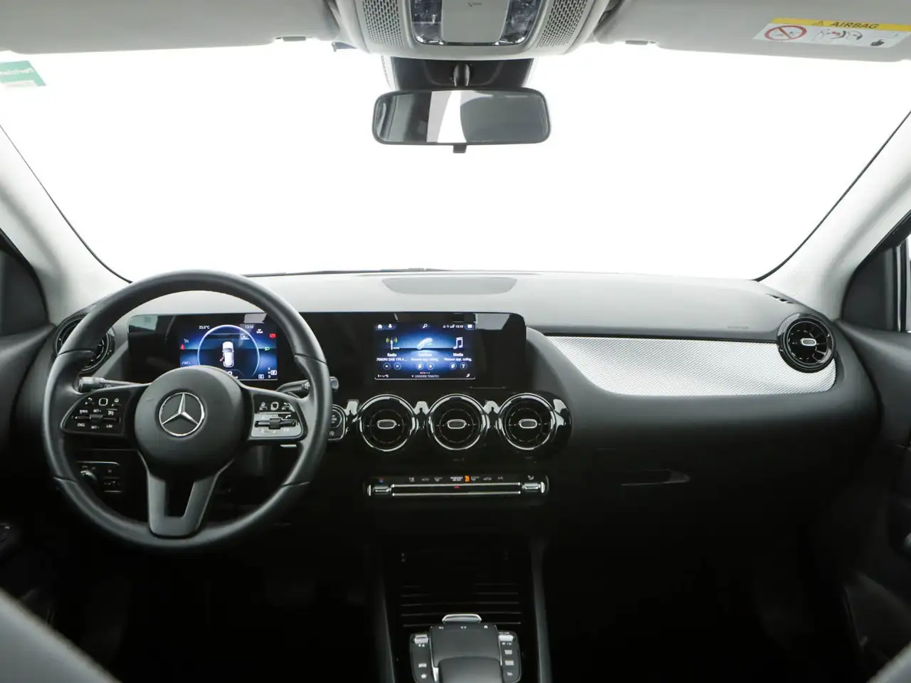 Mercedes-Benz GLA 180 180 d executive auto 9