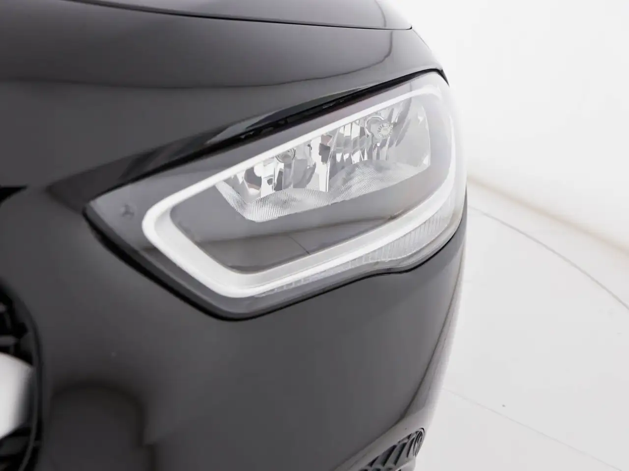 Mercedes-Benz GLA 180 180 d executive auto 8