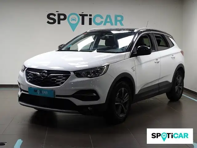 Opel Grandland X 1.2 Turbo Design & Tech
