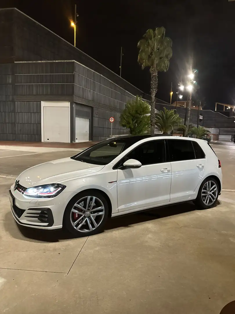 Volkswagen Golf GTI 2.0 TSI Performance DSG7 180kW - 1