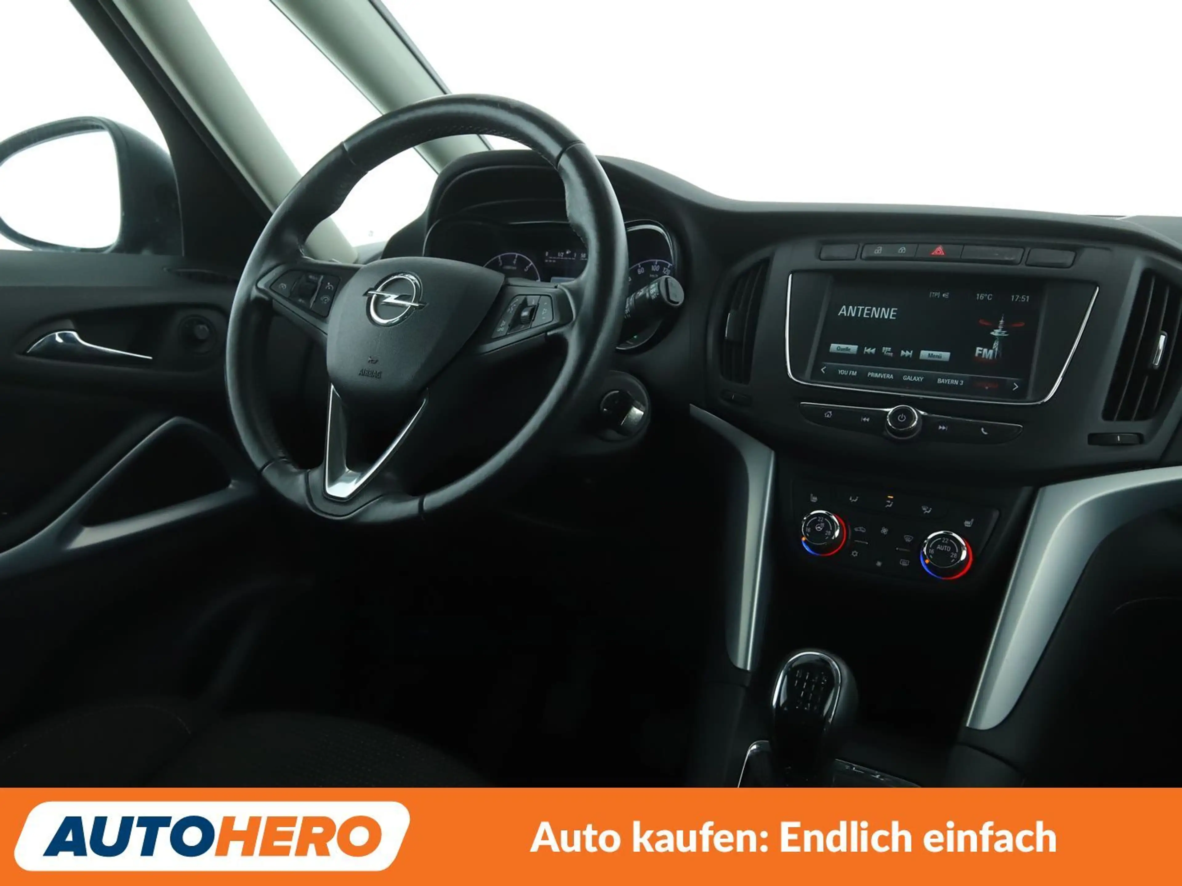 Opel Zafira Tourer 1.6 SIDI Turbo ON Start/Stop*NAVI*CAM*TEMPO* — photo 13