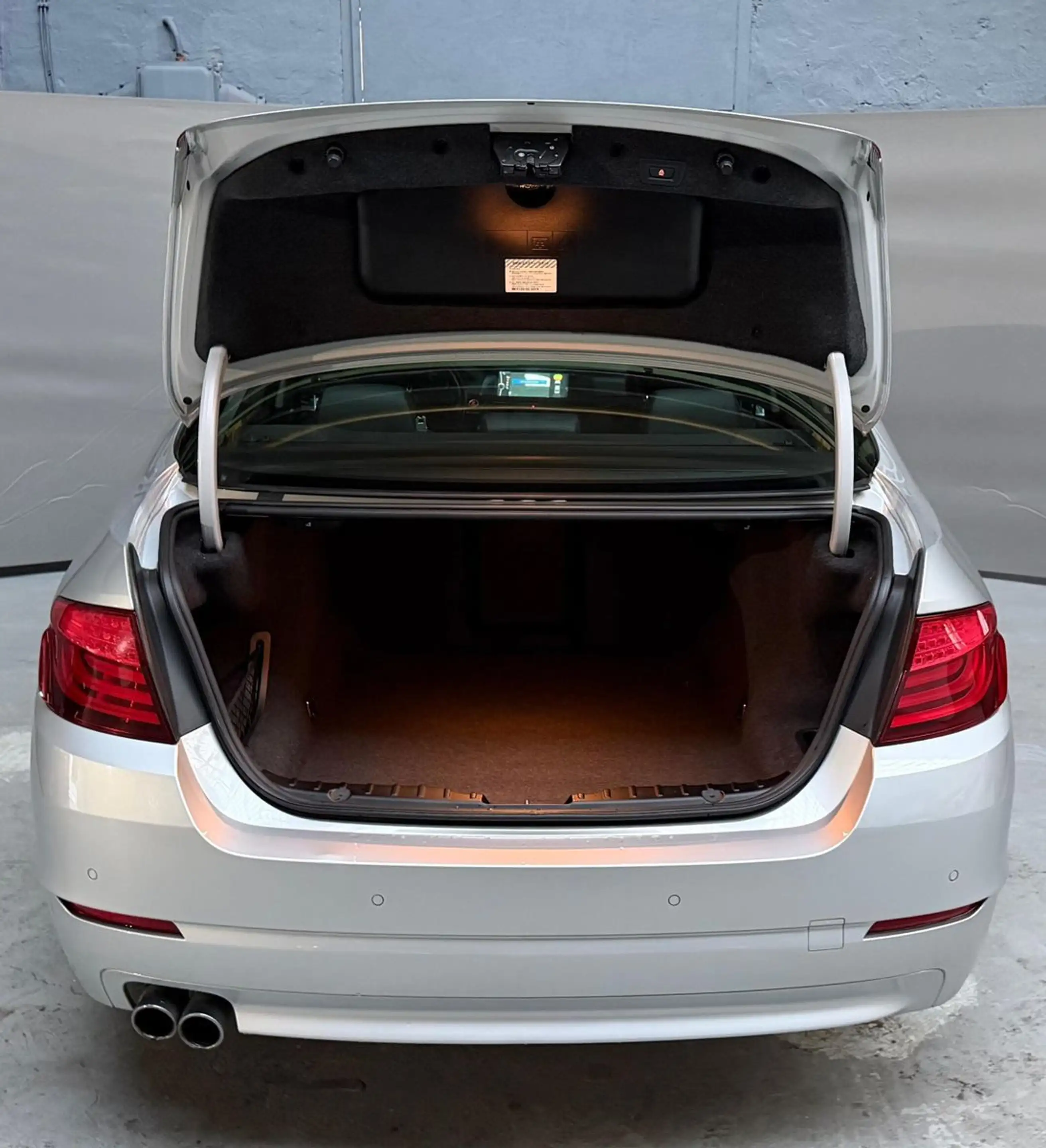 BMW 528 i 530i Leder Xenon SSD Komfortzugang Scheckhf — photo 9