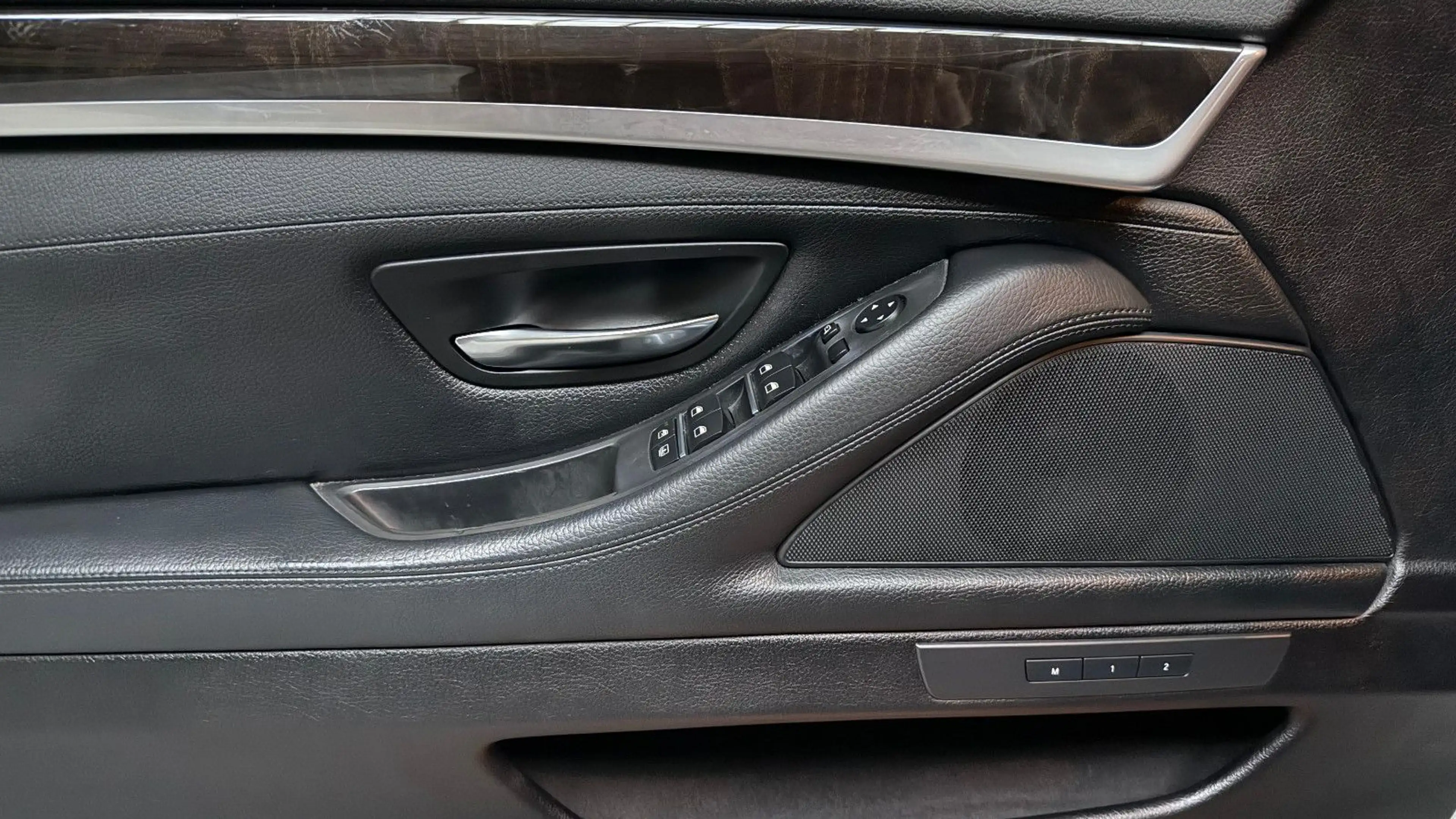 BMW 528 i 530i Leder Xenon SSD Komfortzugang Scheckhf — photo 14