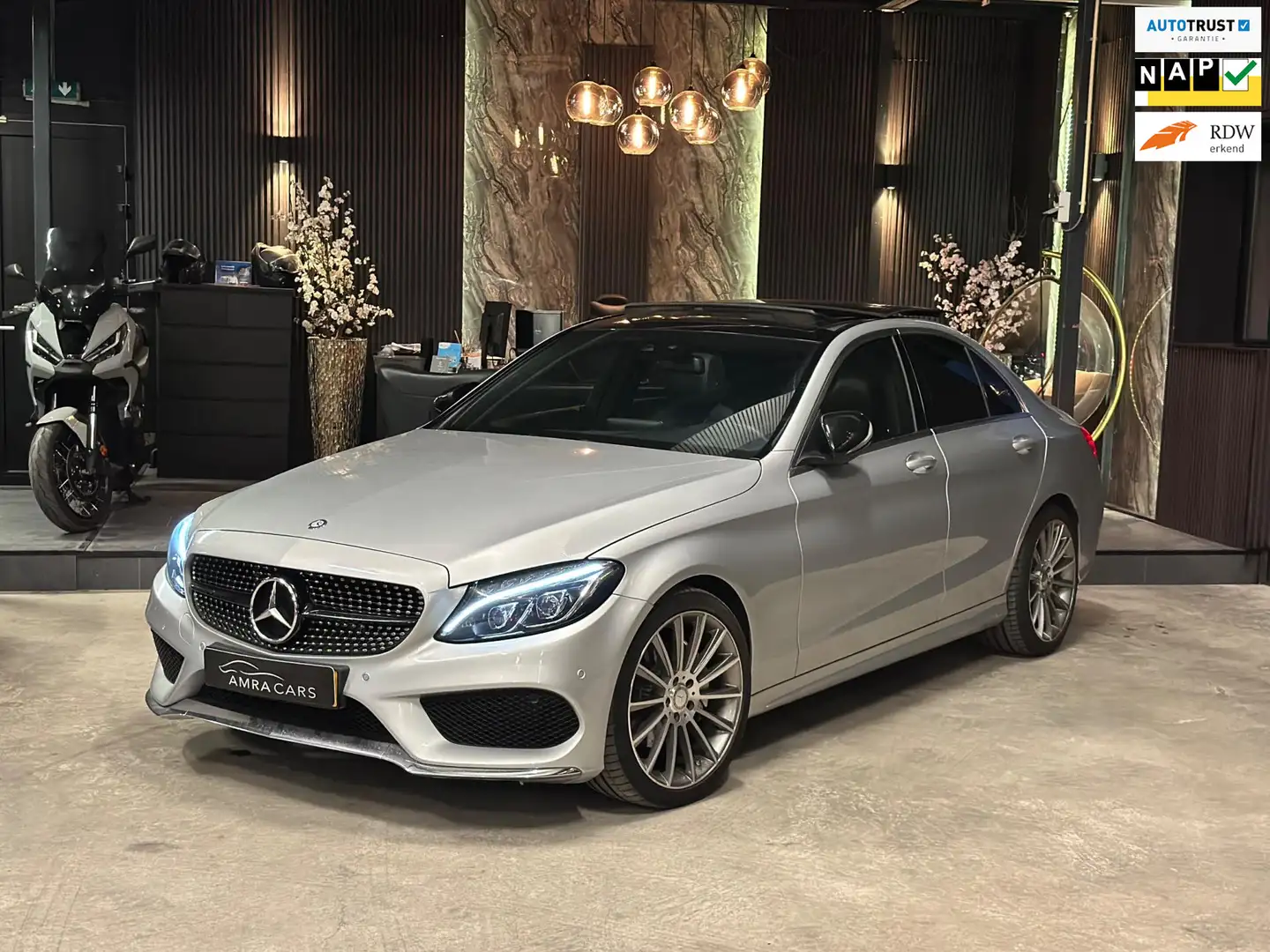 Mercedes-Benz C 180 AMG|PANO|SFEER|ELEK. STOELEN|BOMVOL Gris - 1